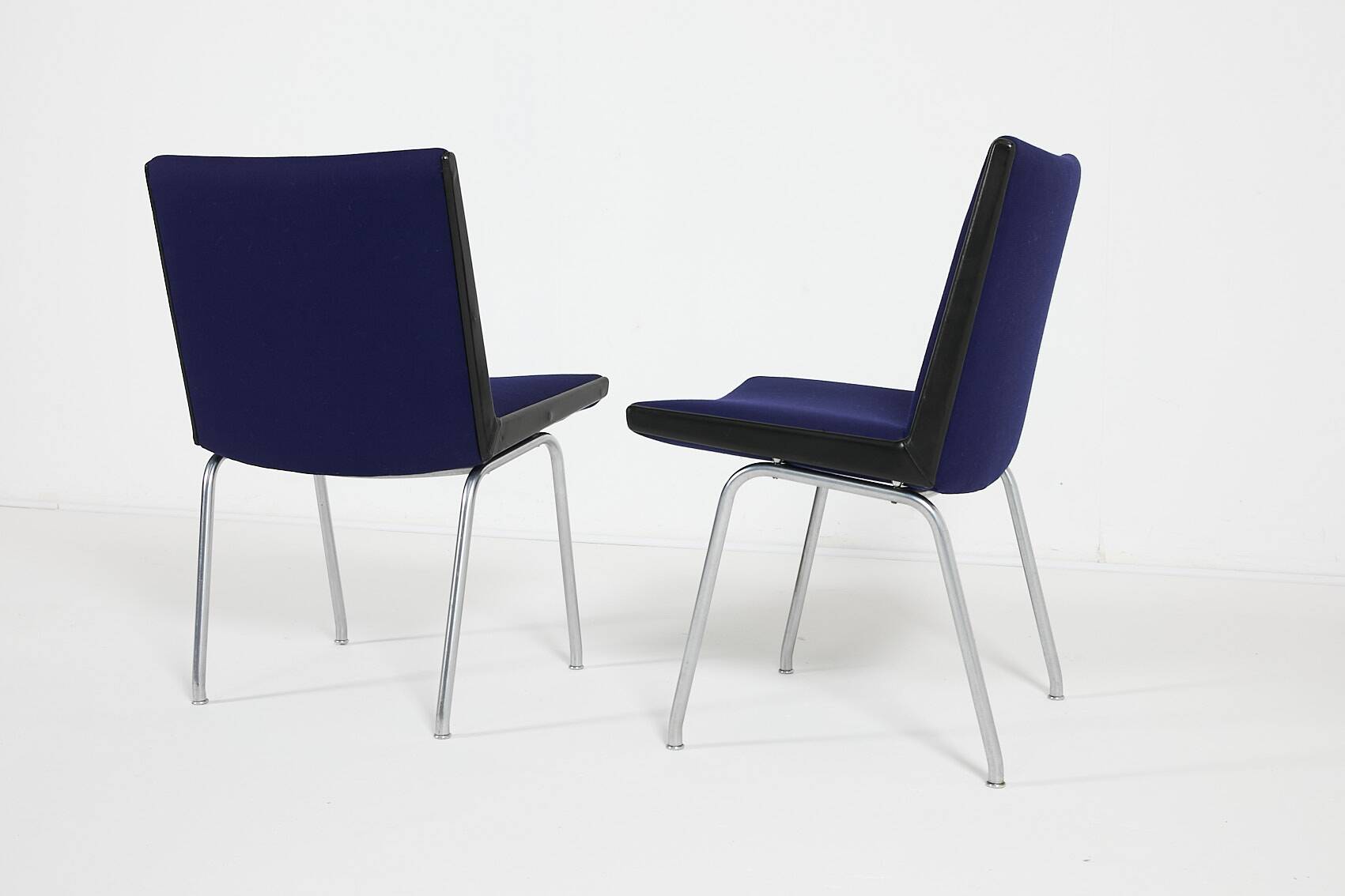 Set of 4 Danish Modern ‘Airport’ chairs by Hans J. Wegner