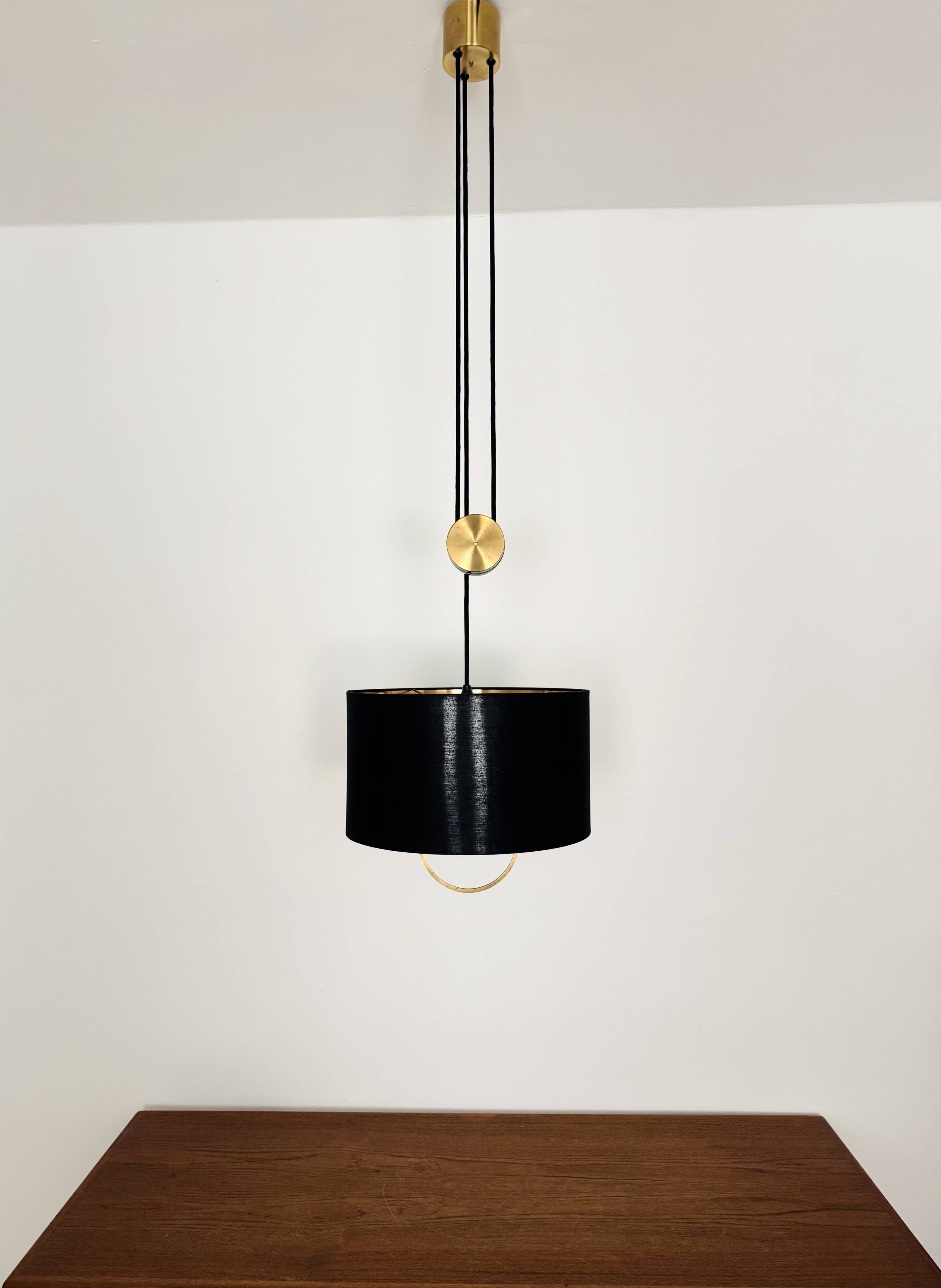 Lampe à pendentif Jo-Jo réglable par Florian Schulz