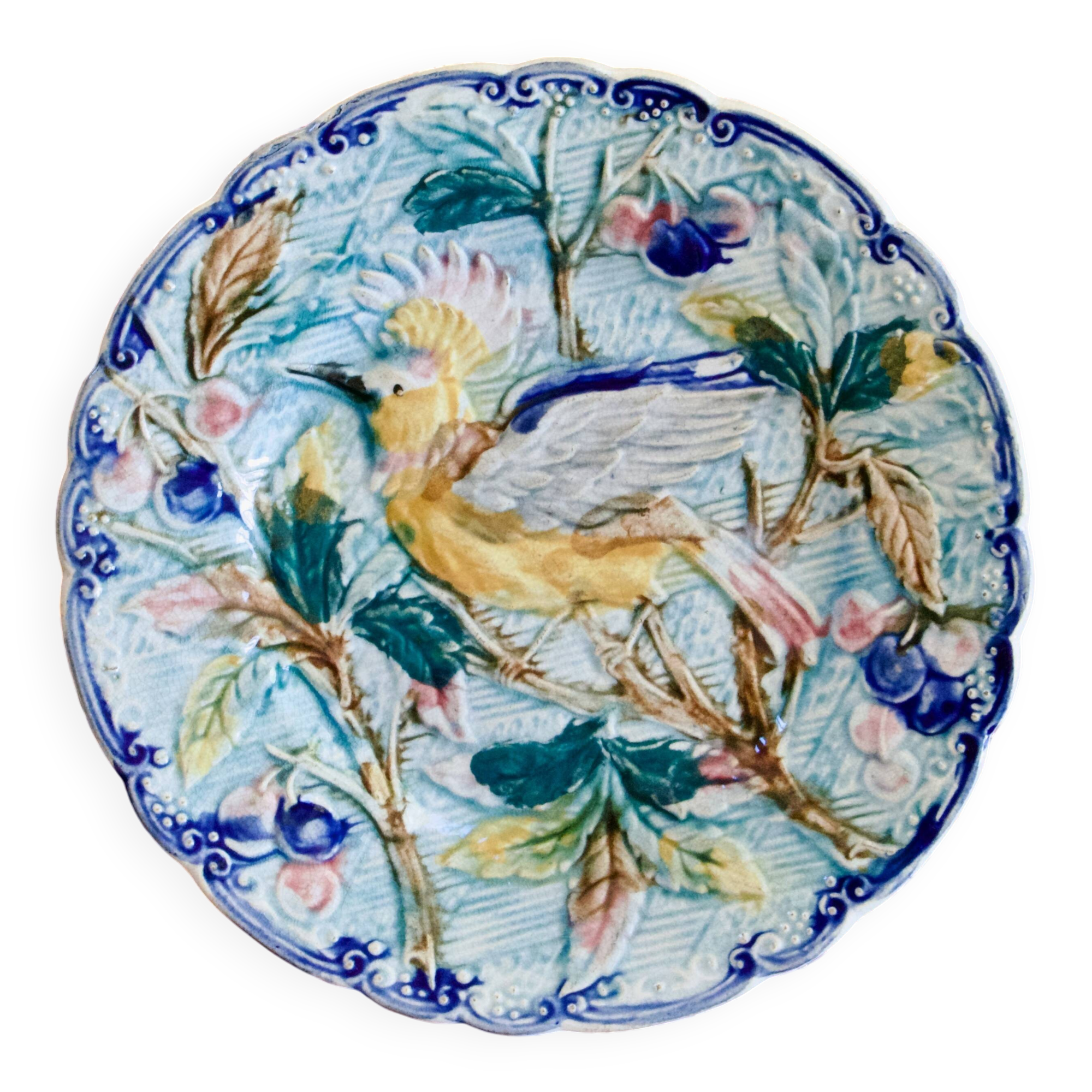 Assiette oiseau antique du XIXe siècle en barbotine de Wasmuël