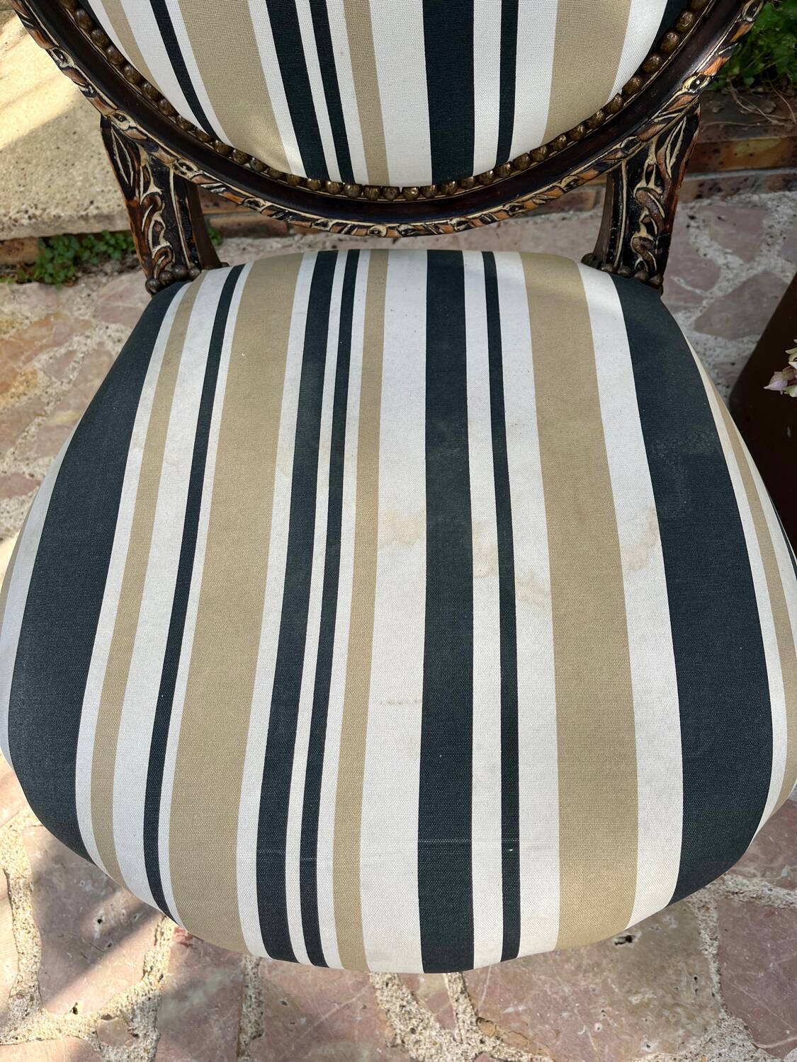 Louis XV medallion chair