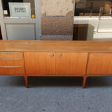 Enfilade Mcintosh teak of the 1960s