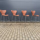 Fritz Hansen Series 7 Bar Stools Arne Jacobsen