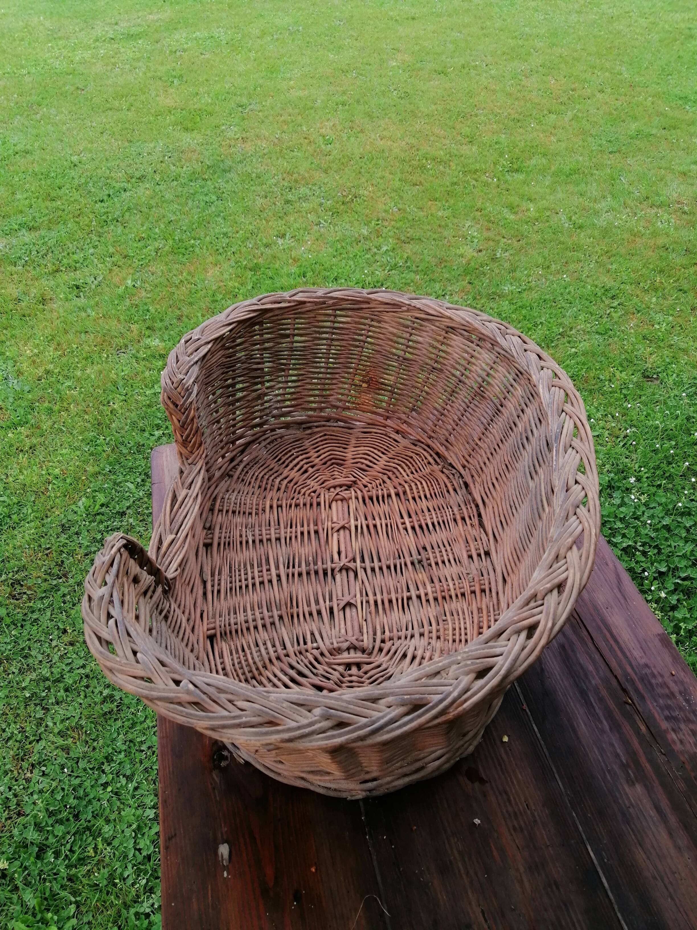 Wicker basket for dogs or cats vintage handmade