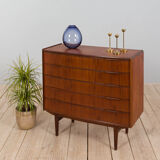 Commode danoise moderne du milieu du siècle en teck par Vordingborg Møbelfabrik.