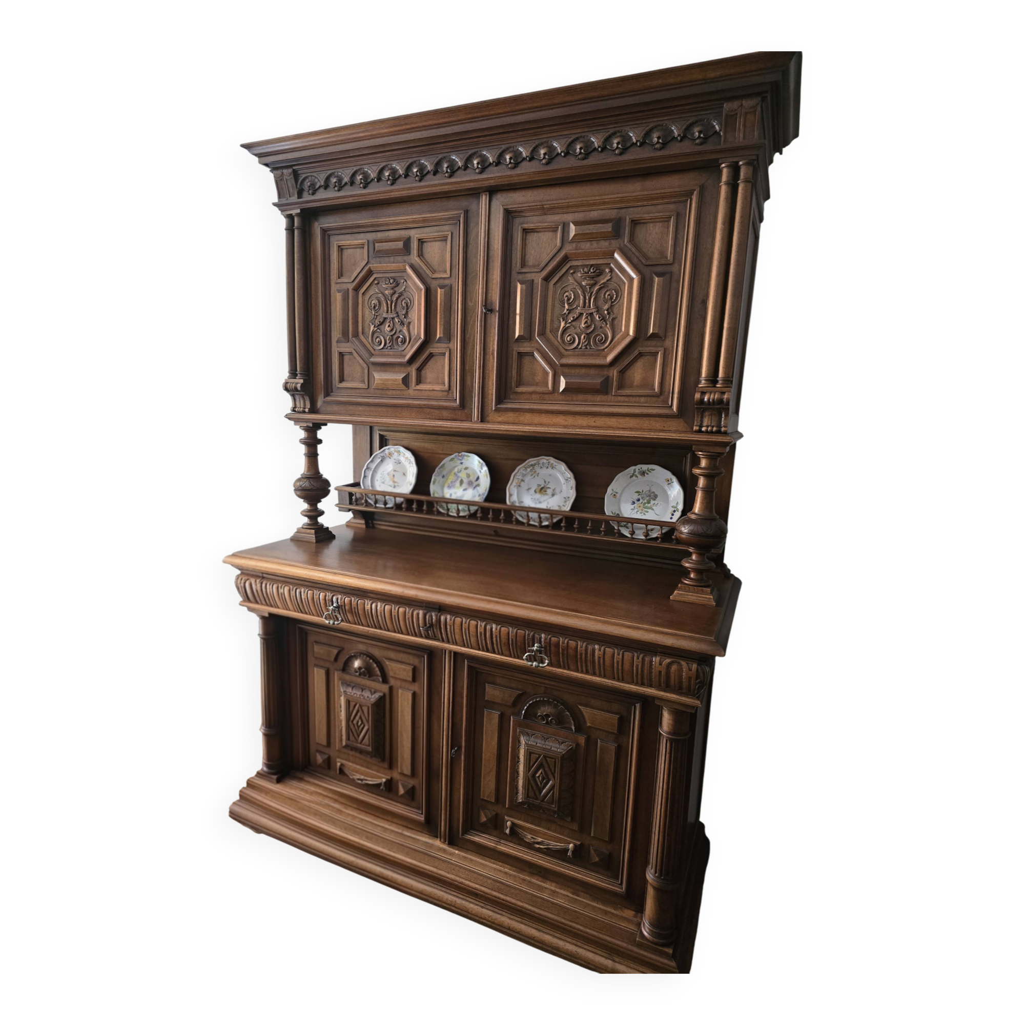 Magnificent buffet/cabinet in two parts, antique Henri II style, solid wood.