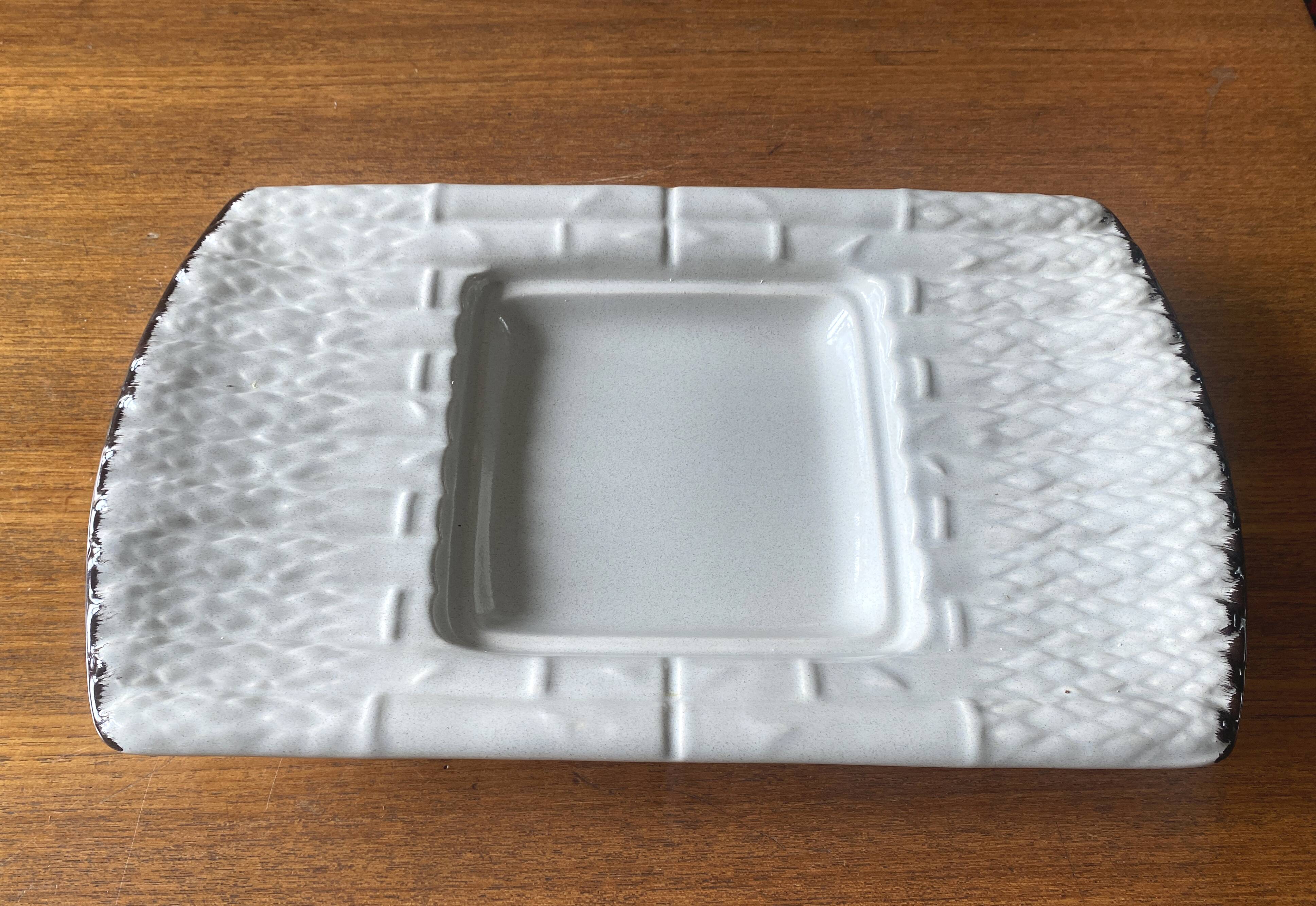 Vintage asparagus dish with drainer in barbotine faience - Niderviller