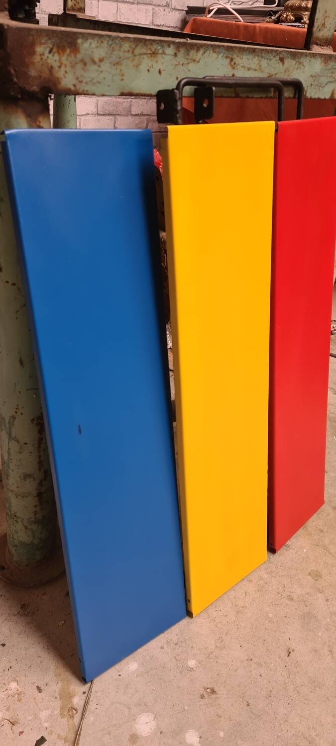 1960 to 70 Tomado style shelf