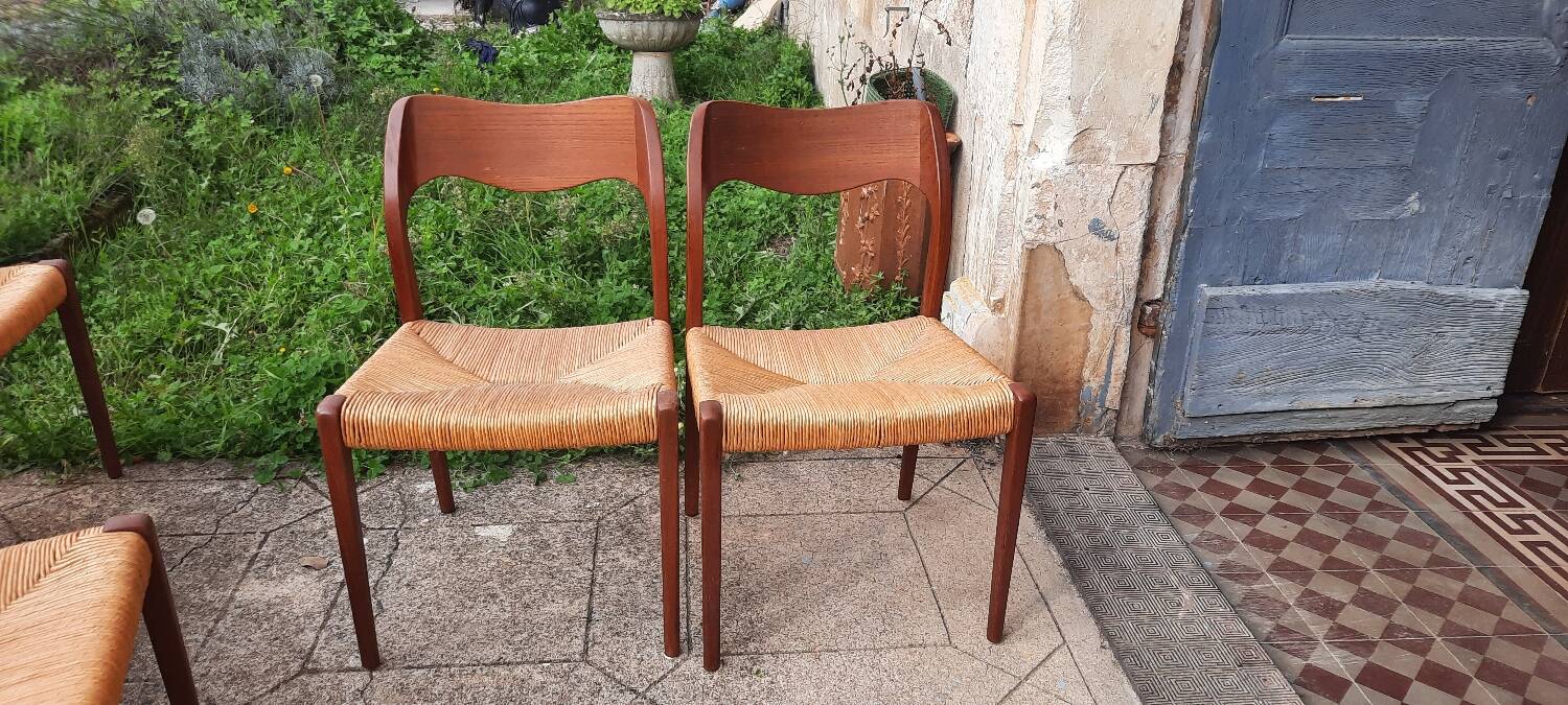 6 Scandinavian chairs