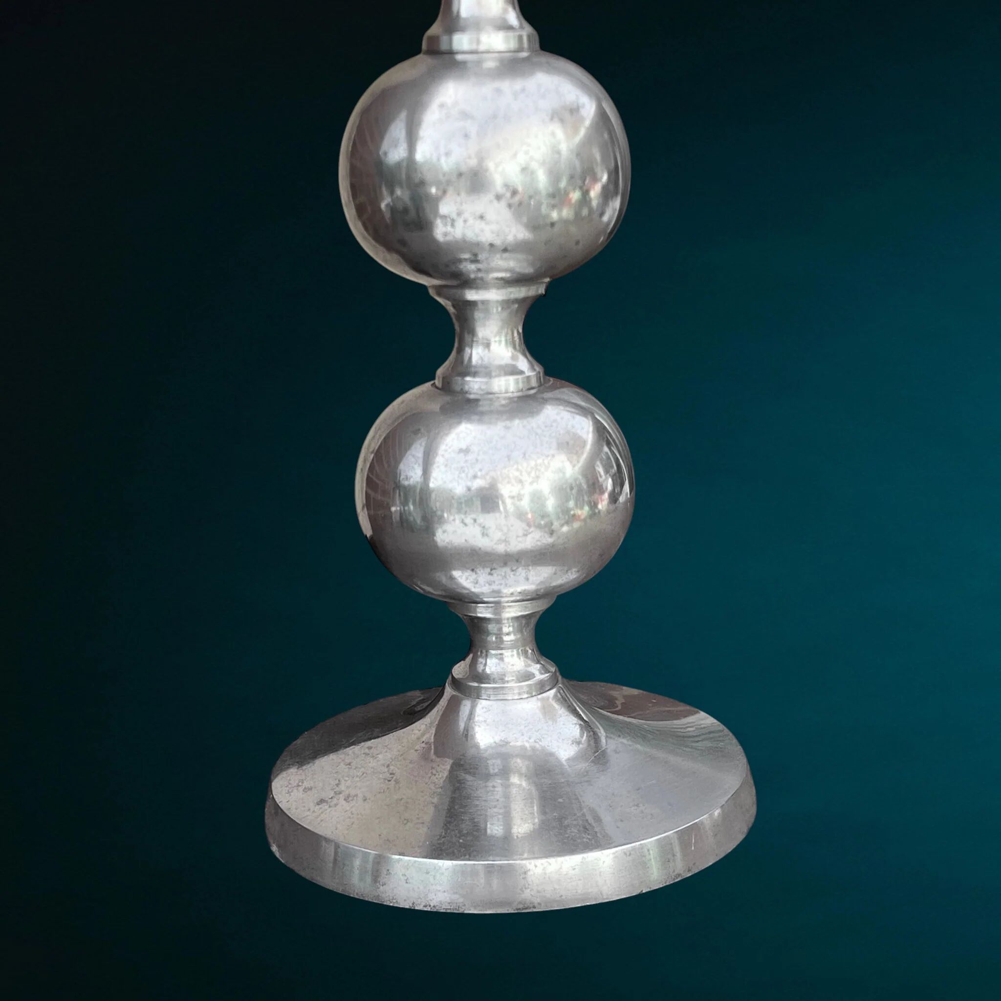 Space Age candlestick in cast aluminium with stacked balls – 1970s