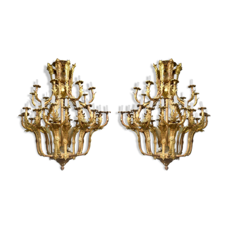 Paire de lustres de style Louis XV bronze doré 36 feux