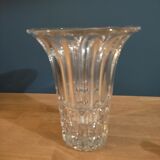 Vase en verre cristal moulé