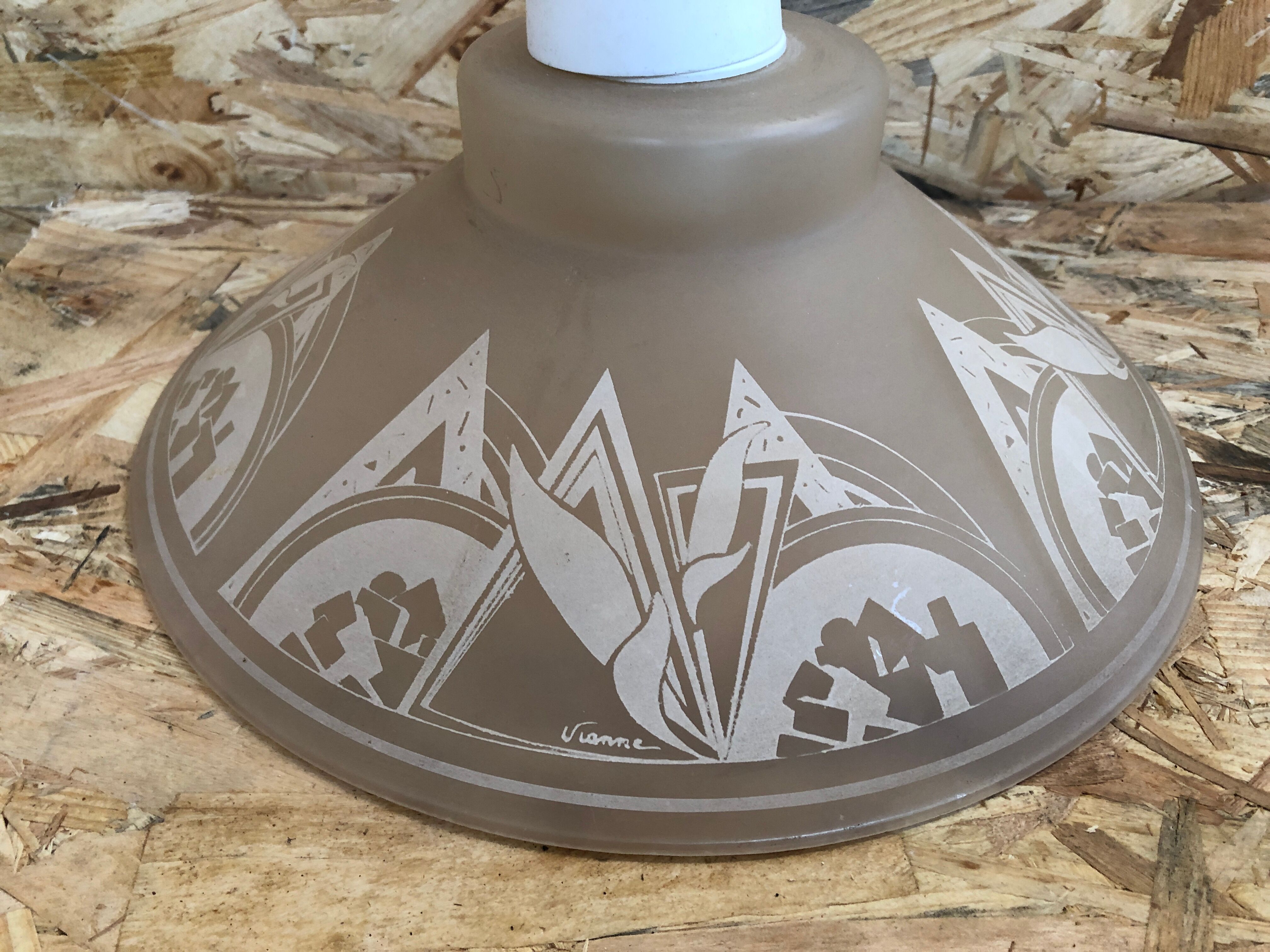 Old pair suspension vianne molded glass + decor + vintage white thread