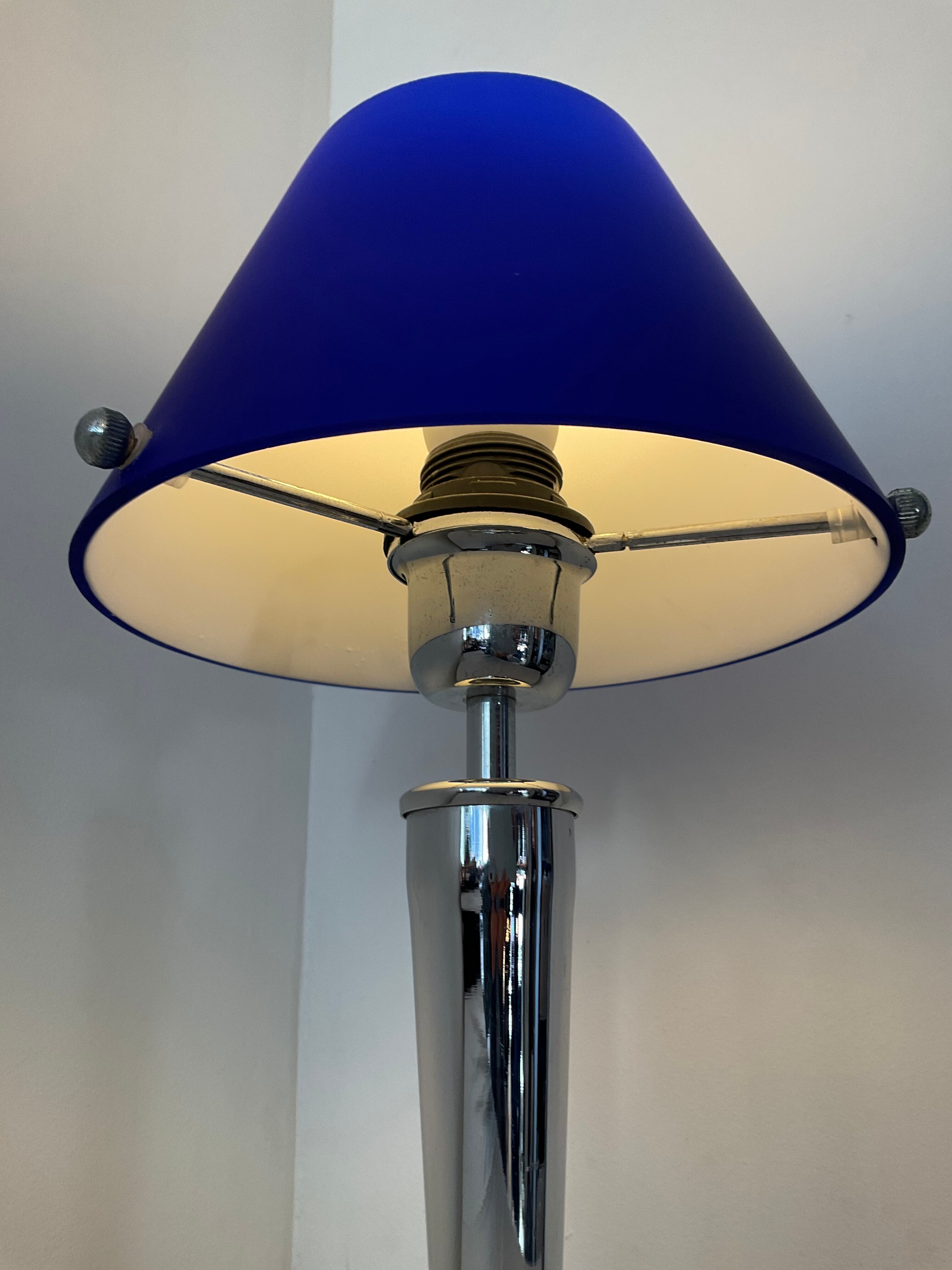 Design lamp in chromed metal and glass paste