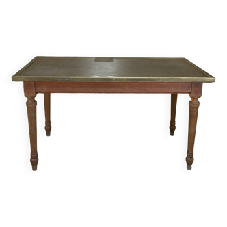 Oak and brass dining table Banque de France 1900