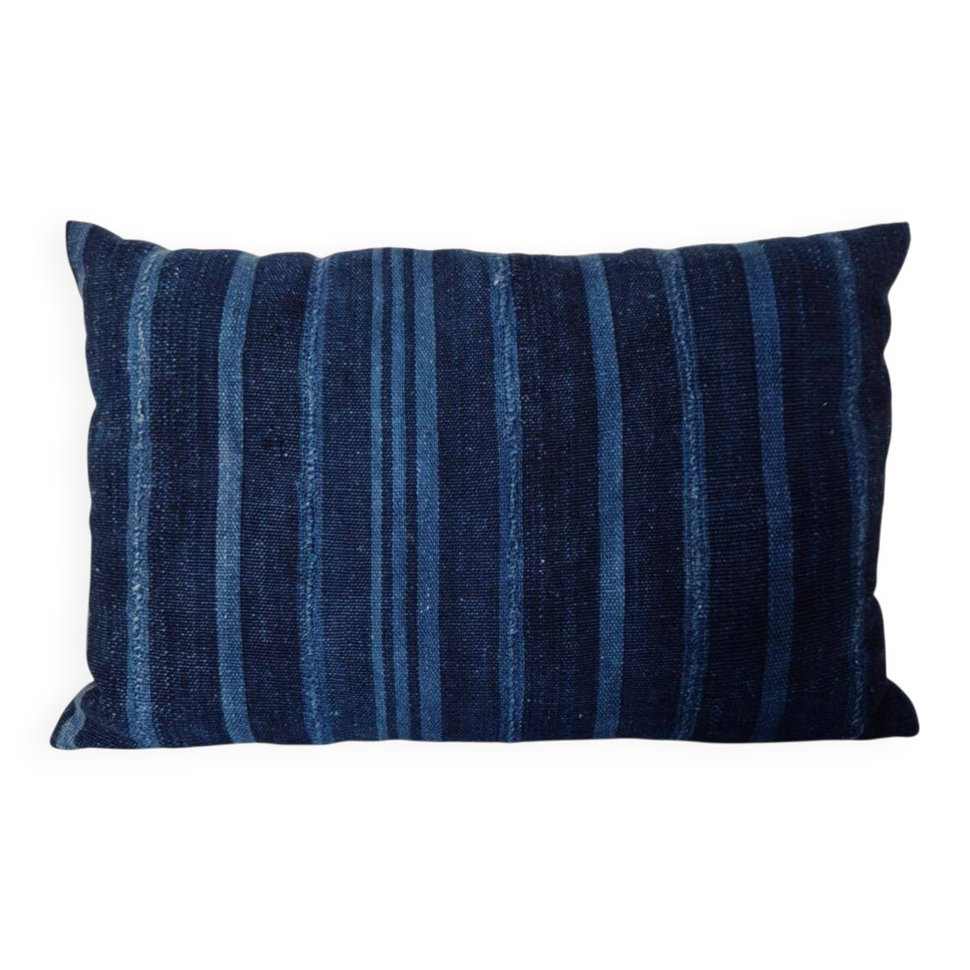 Cushion cover in vintage indigo fabric