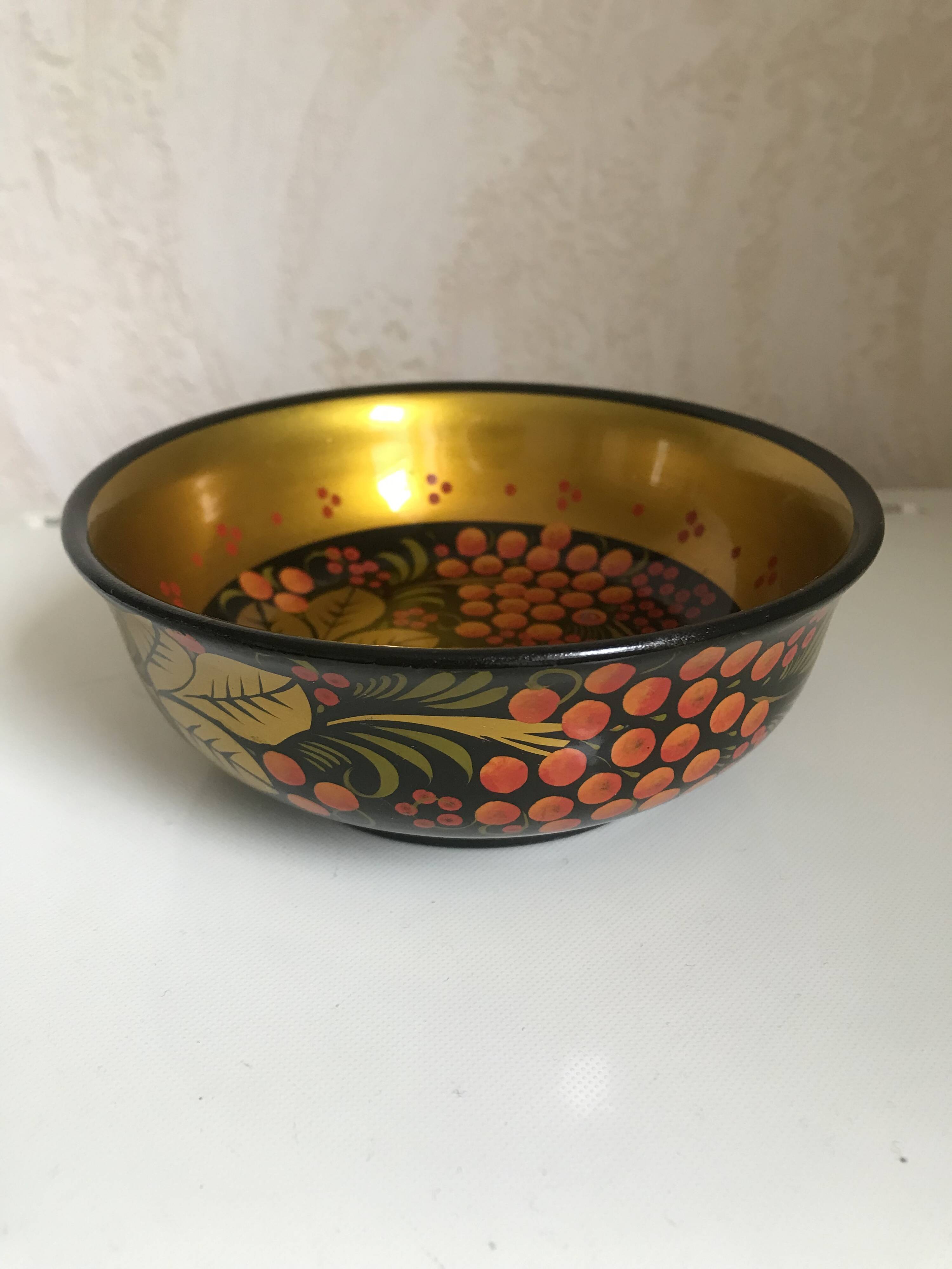 Wooden pocket emptier