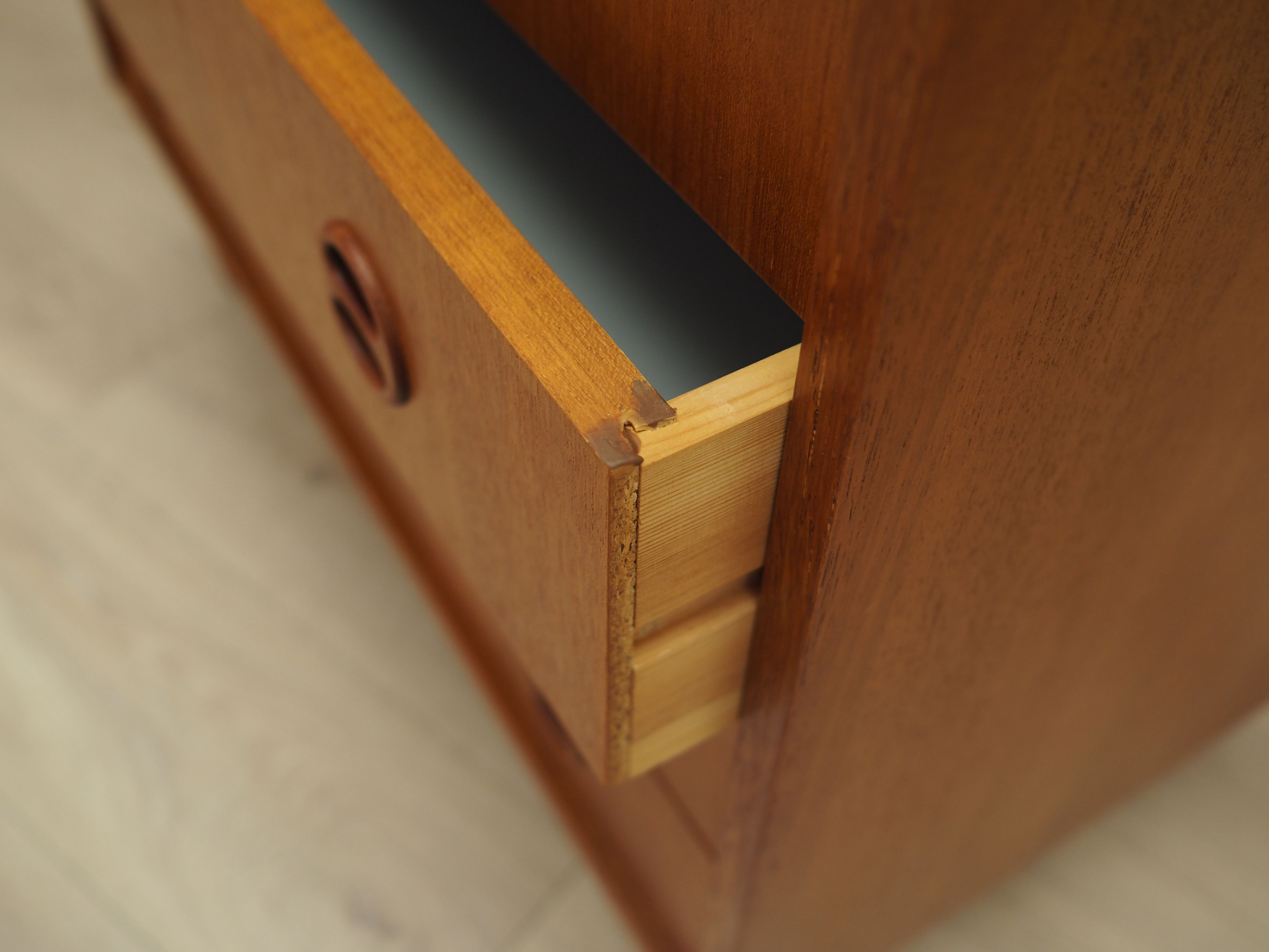 Commode en teck, design danois, années 1970, Danemark