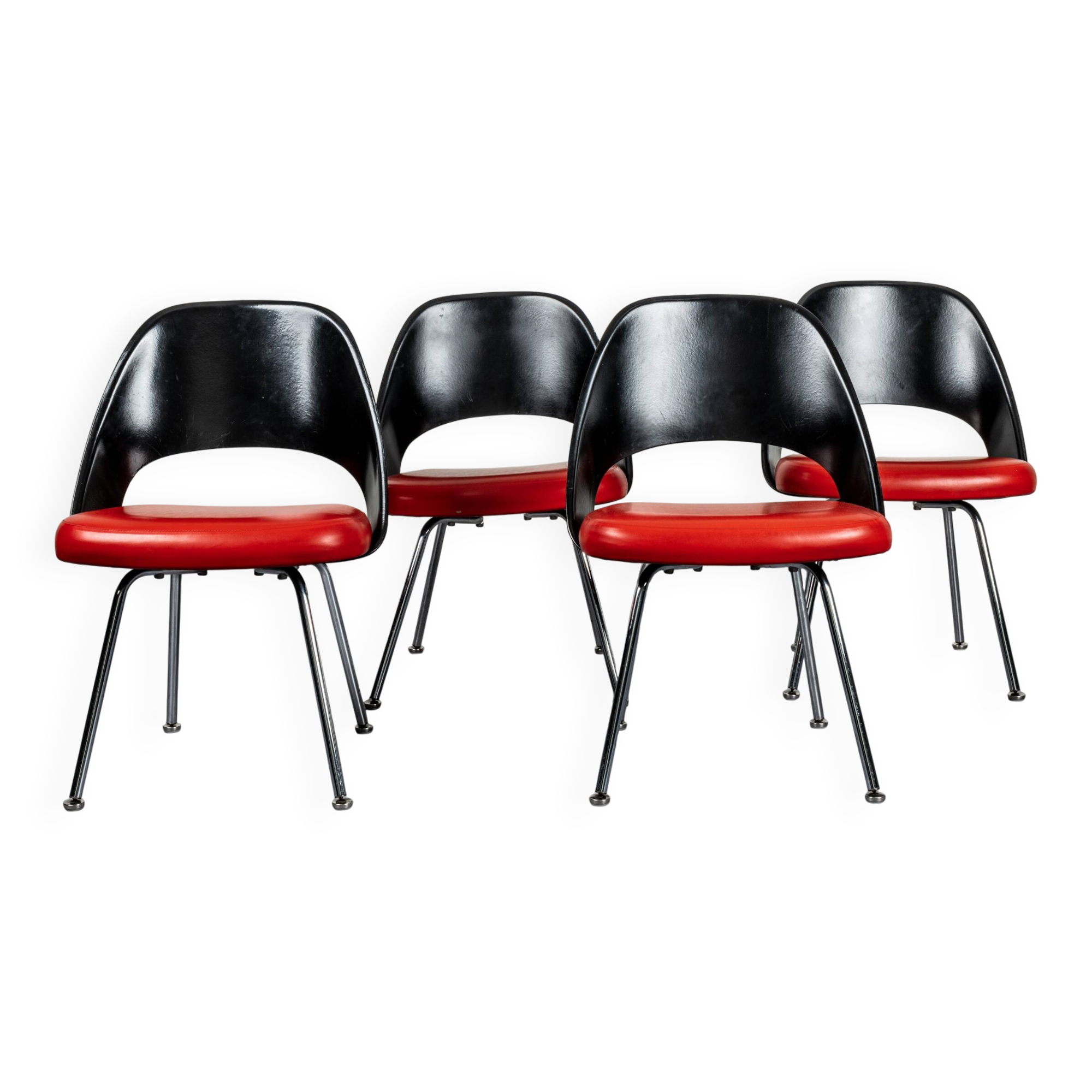 Set of 4 Conference chairs by Eero Saarinen for Knoll.