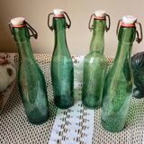 Bouteilles en verre anciennes