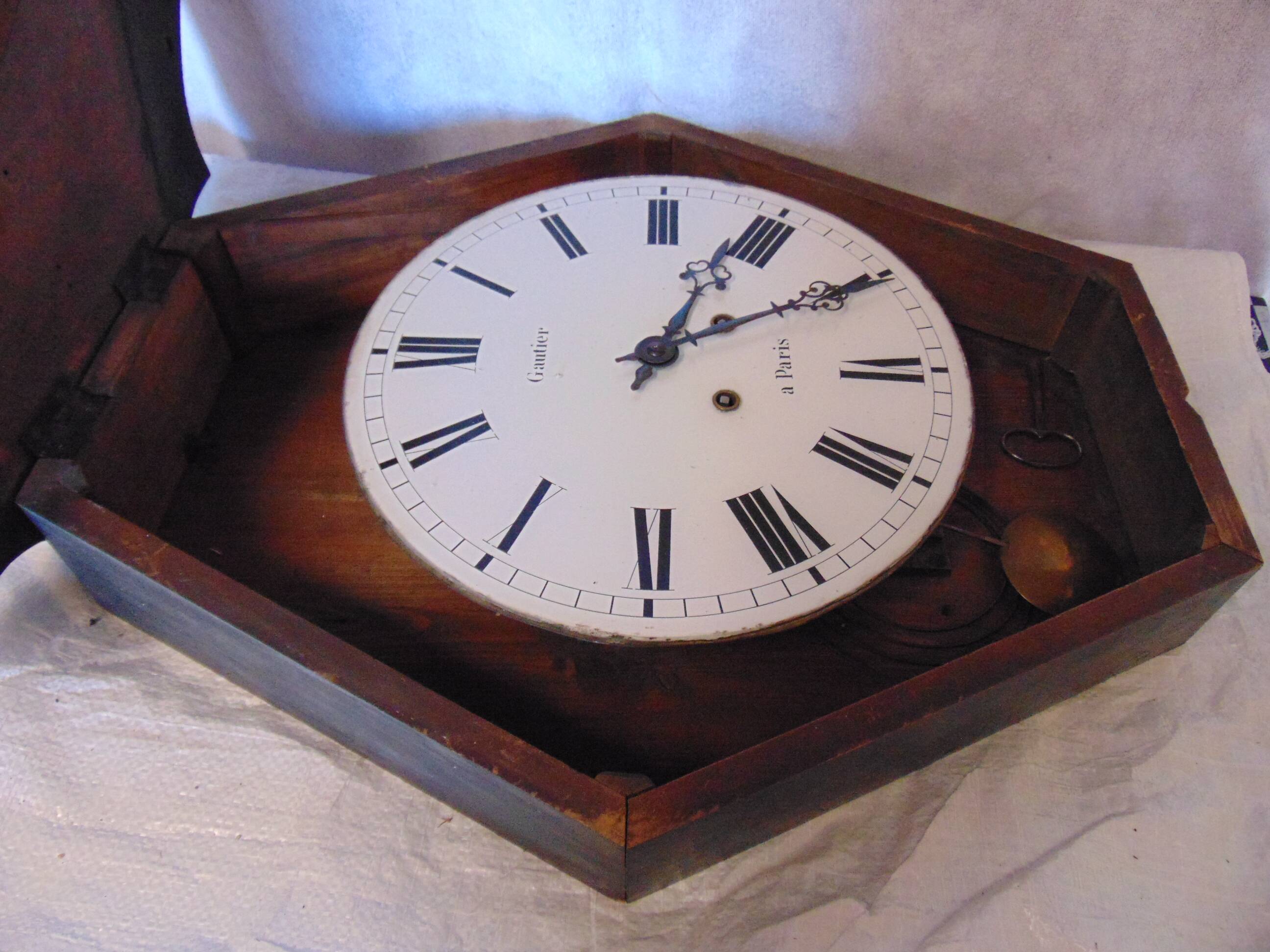 Horloge Oeil de boeuf
