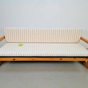 Scandinavian Modern Pine Daybed, 1970s