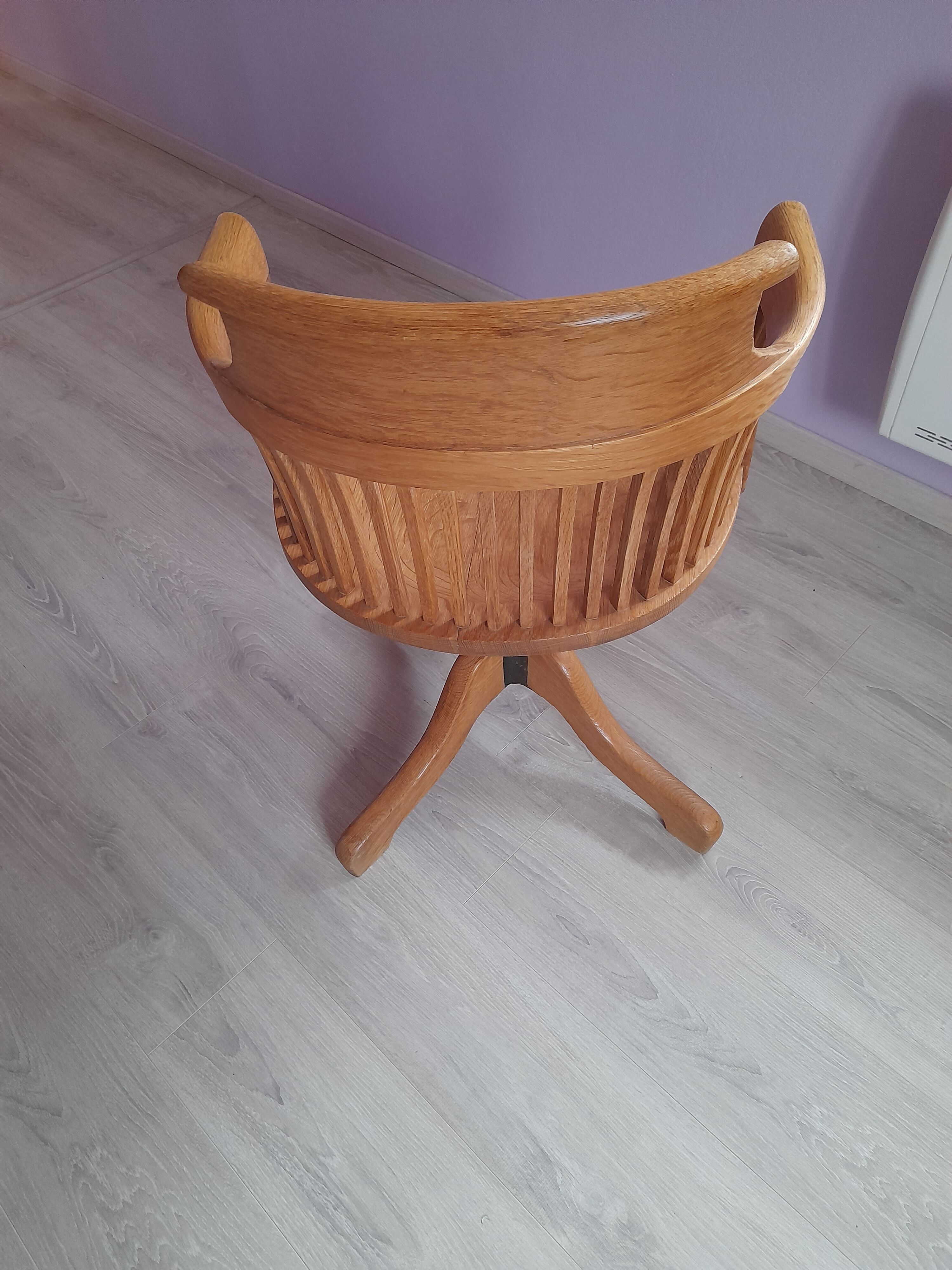 Fauteuil de bureau pivotant dit " américain " époque  1930/40