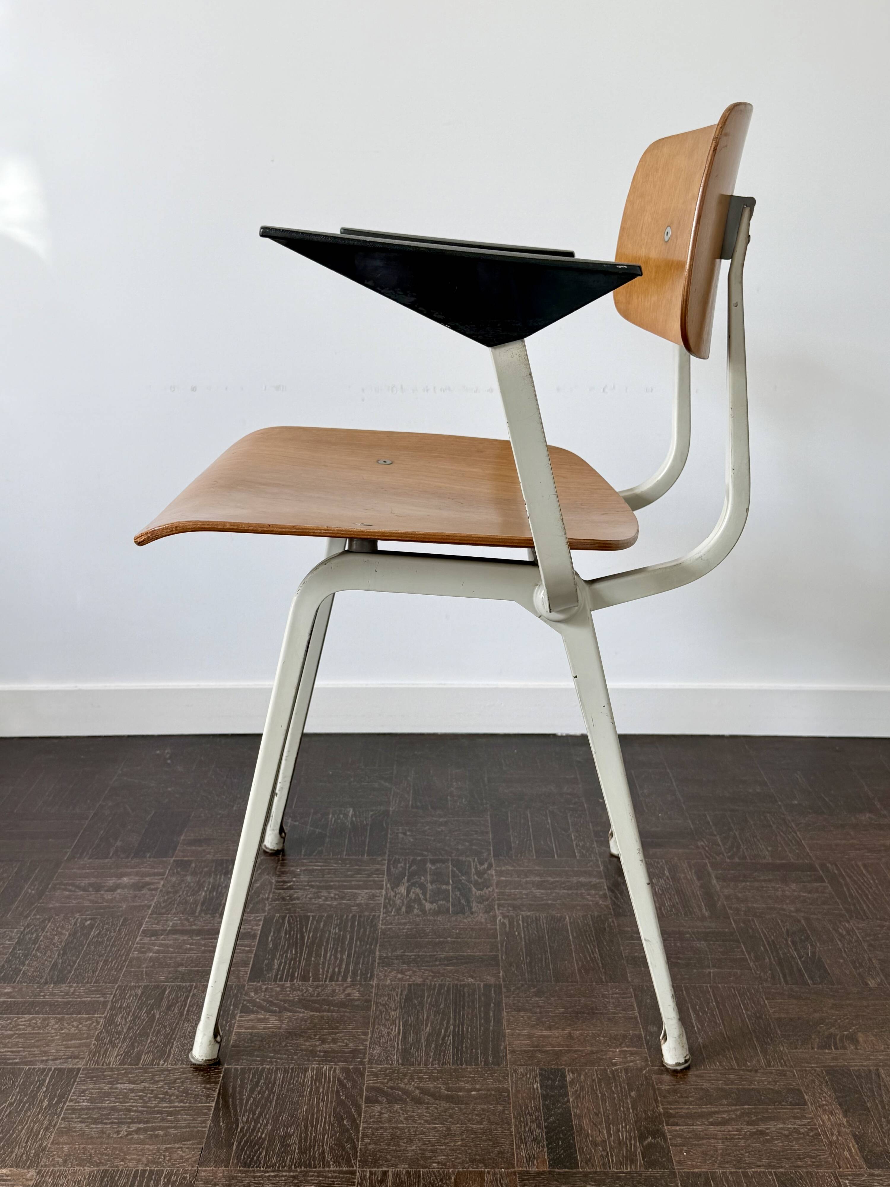 Vintage chair design Friso Kramer model Revolt with armrests