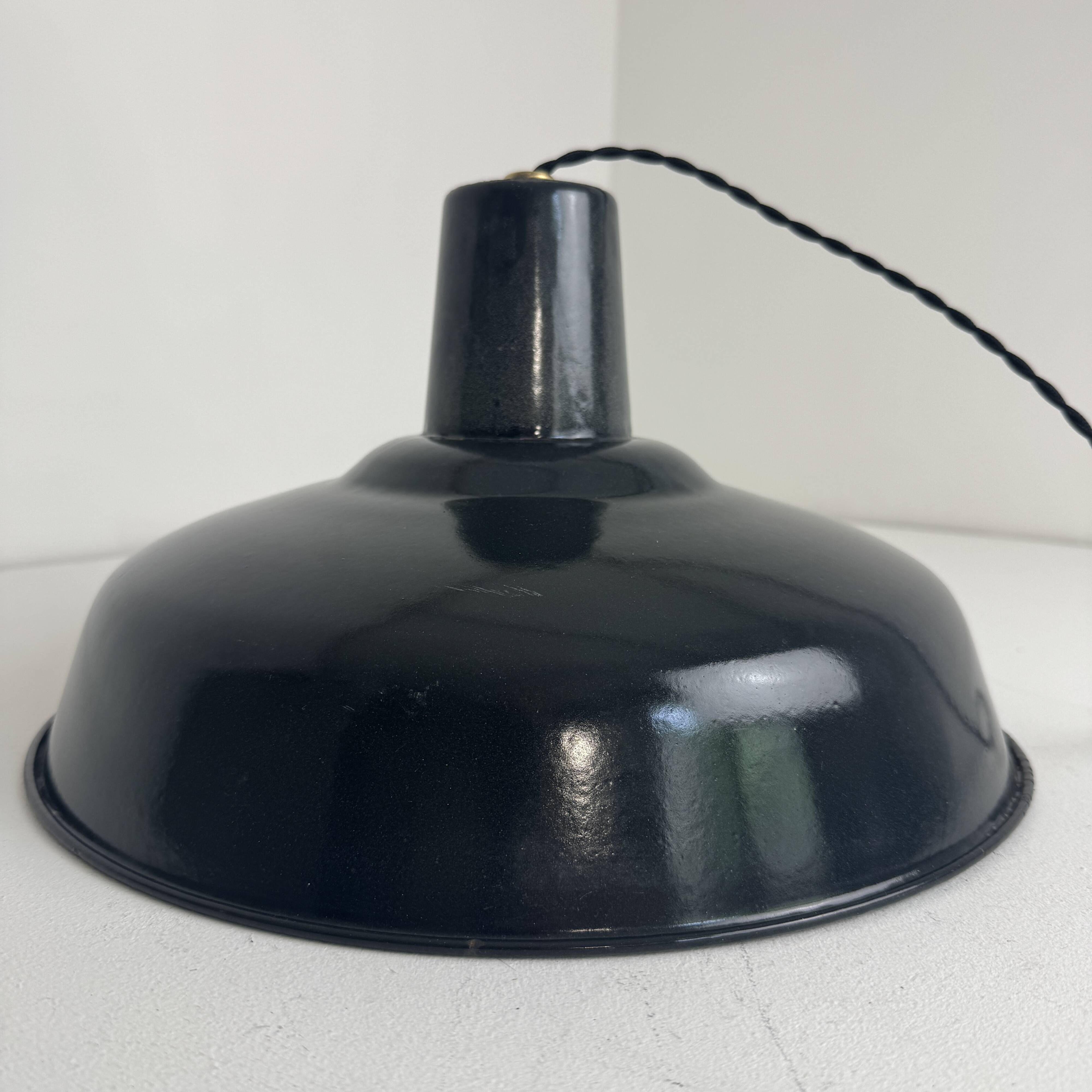 Old enamelled workshop suspension 36 cm industrial