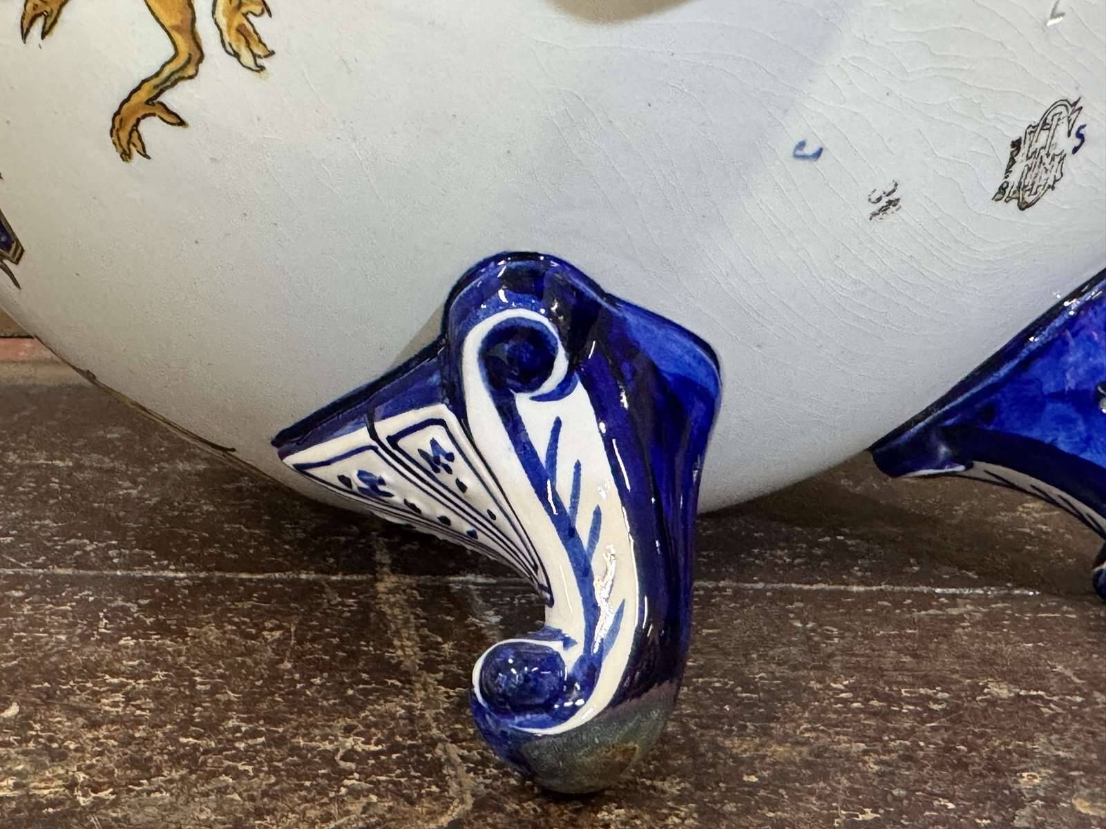Gien earthenware cache pot from the late 19th century with Renaissance decoration.
