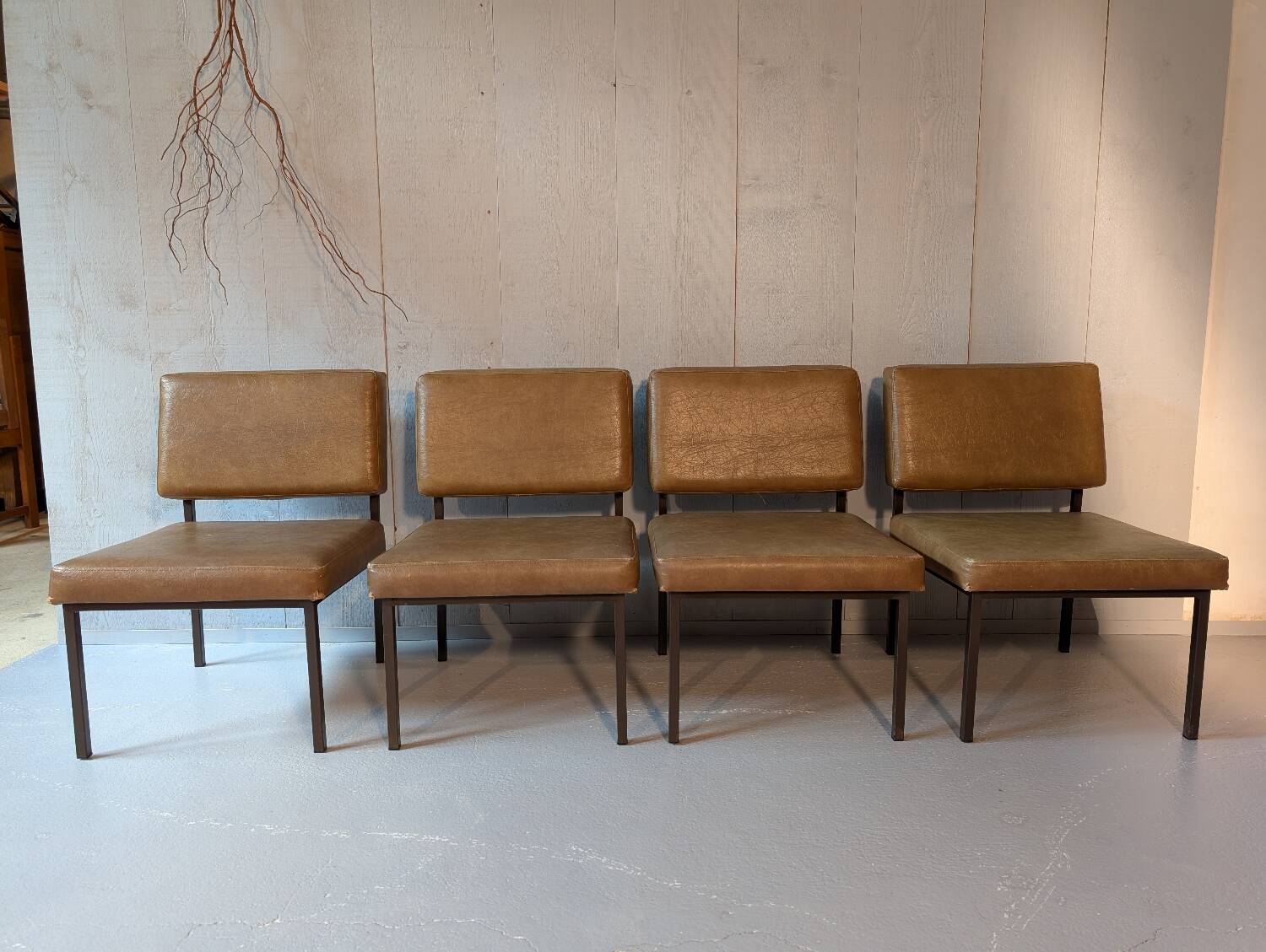 4 Armchairs