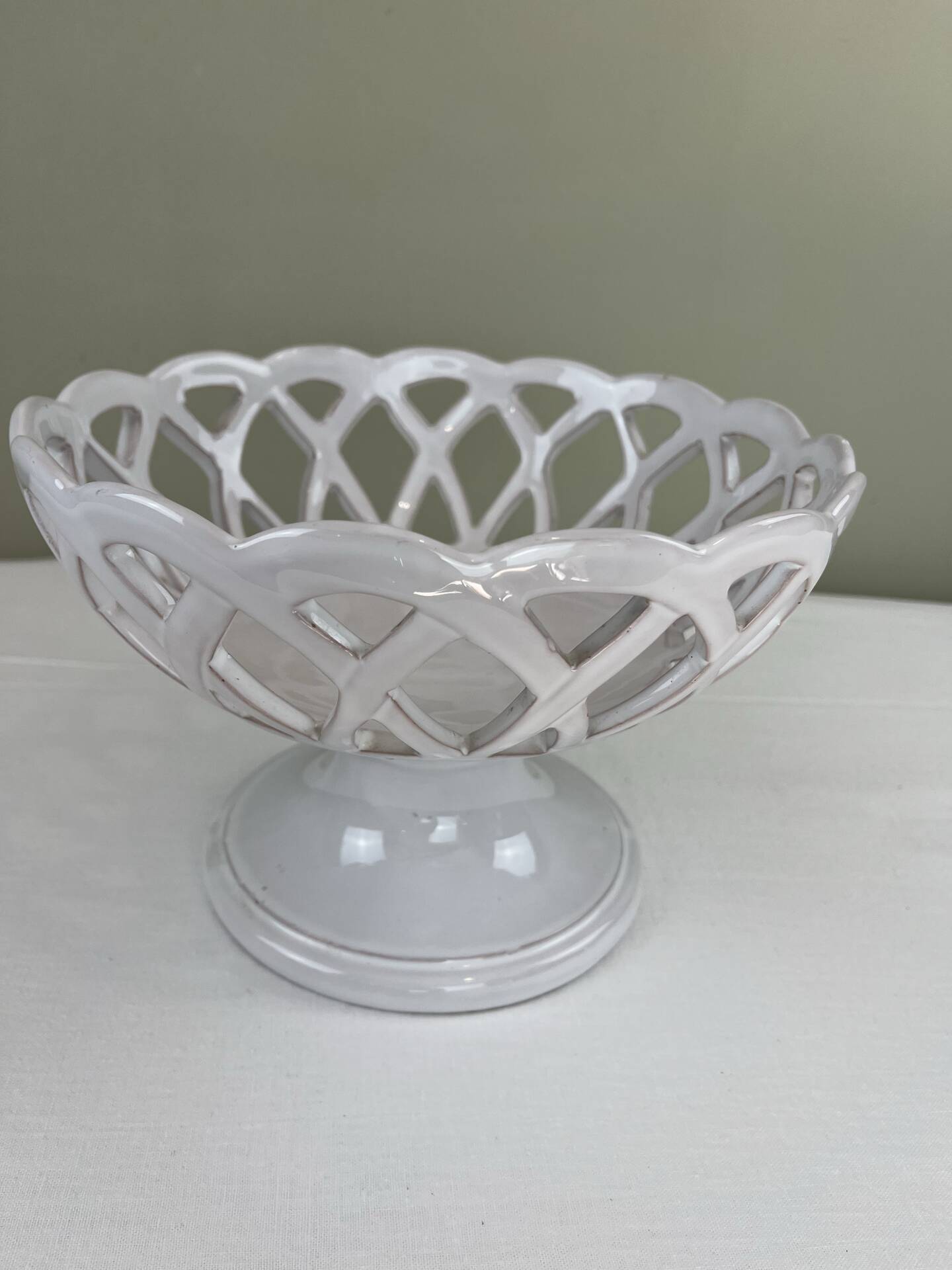 Openwork fruit bowl signed Lallier from Moustier