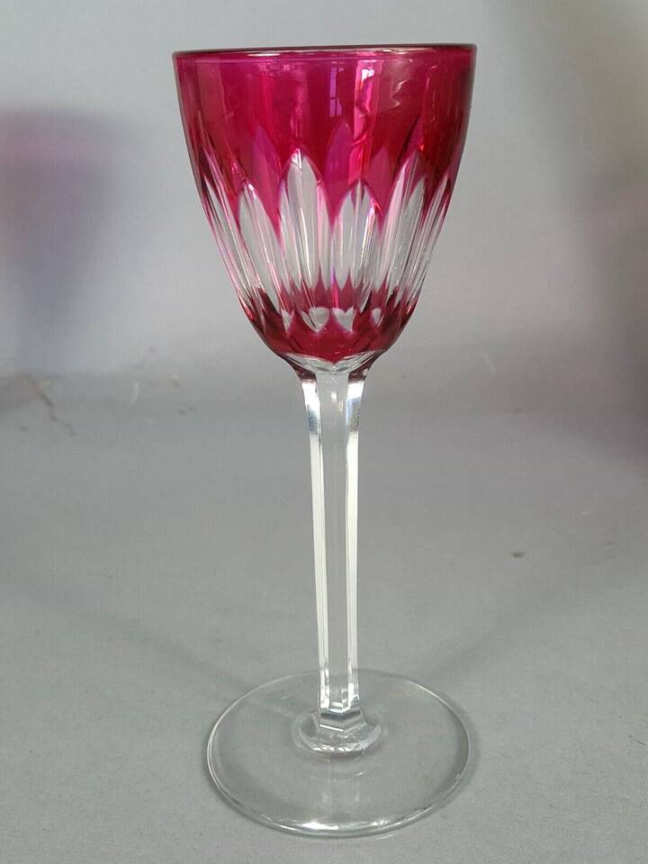 Baccarat: 1 lined crystal wine glass with high leg, 19 cm. 7 available B794