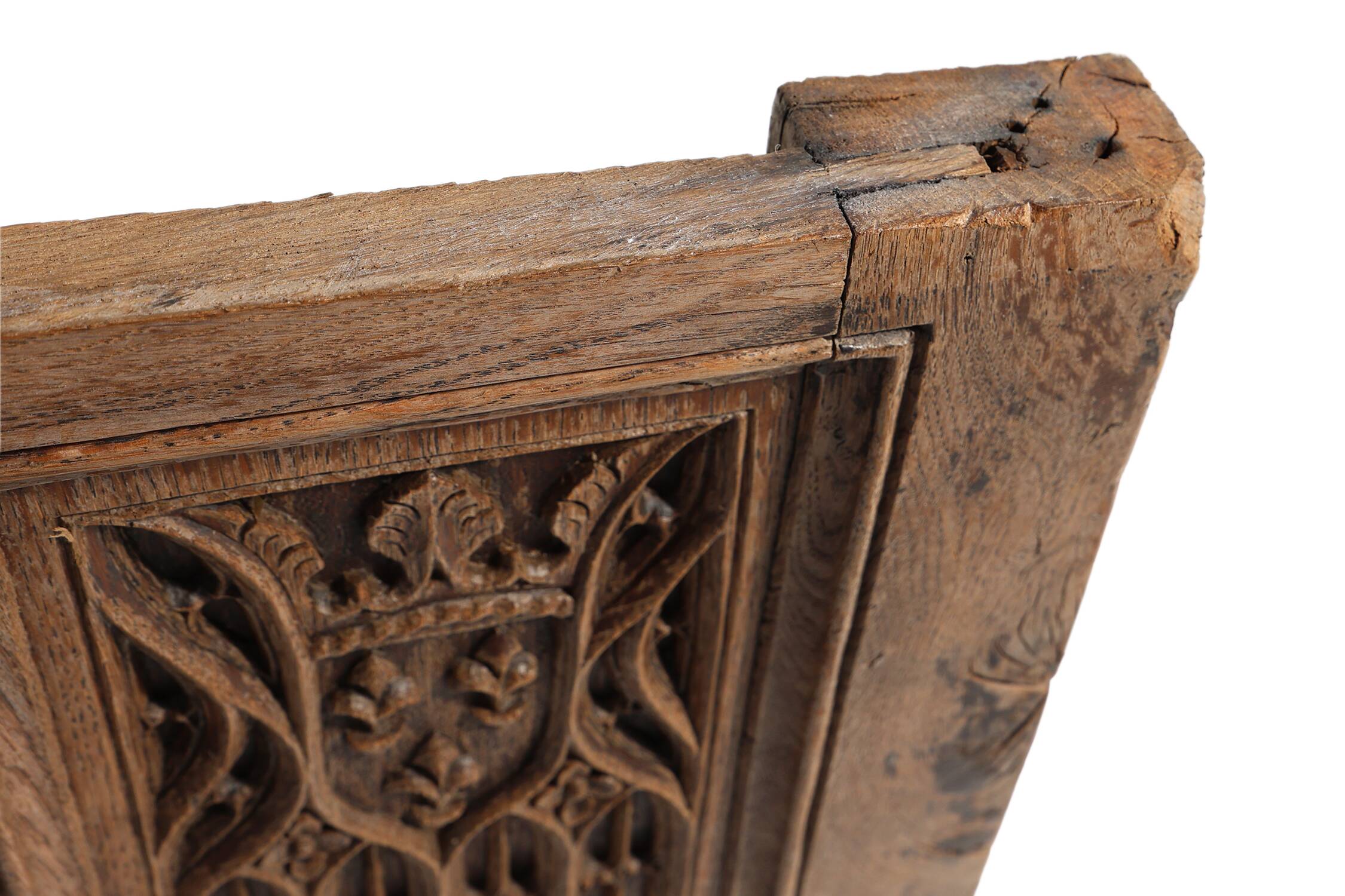 Neo-Gothic Flemish hand carved panel in solid oak, ca. 1850