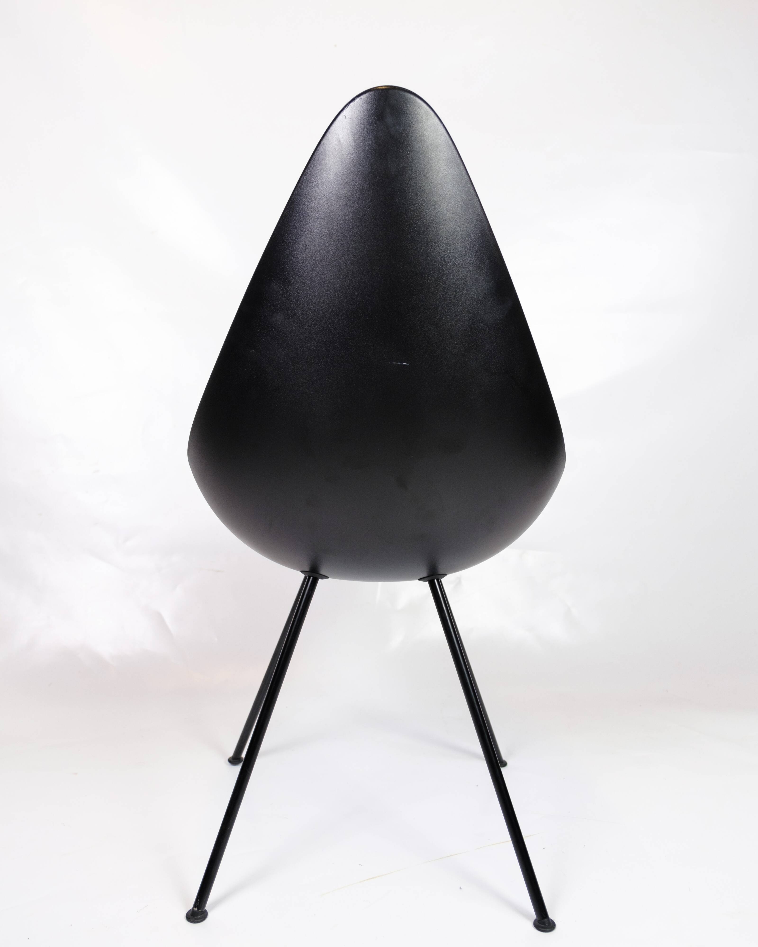 Set Of Four Dining Chairs Model 3110 Made In Black By Arne Jacobsen For Fritz Hansen From 2016s