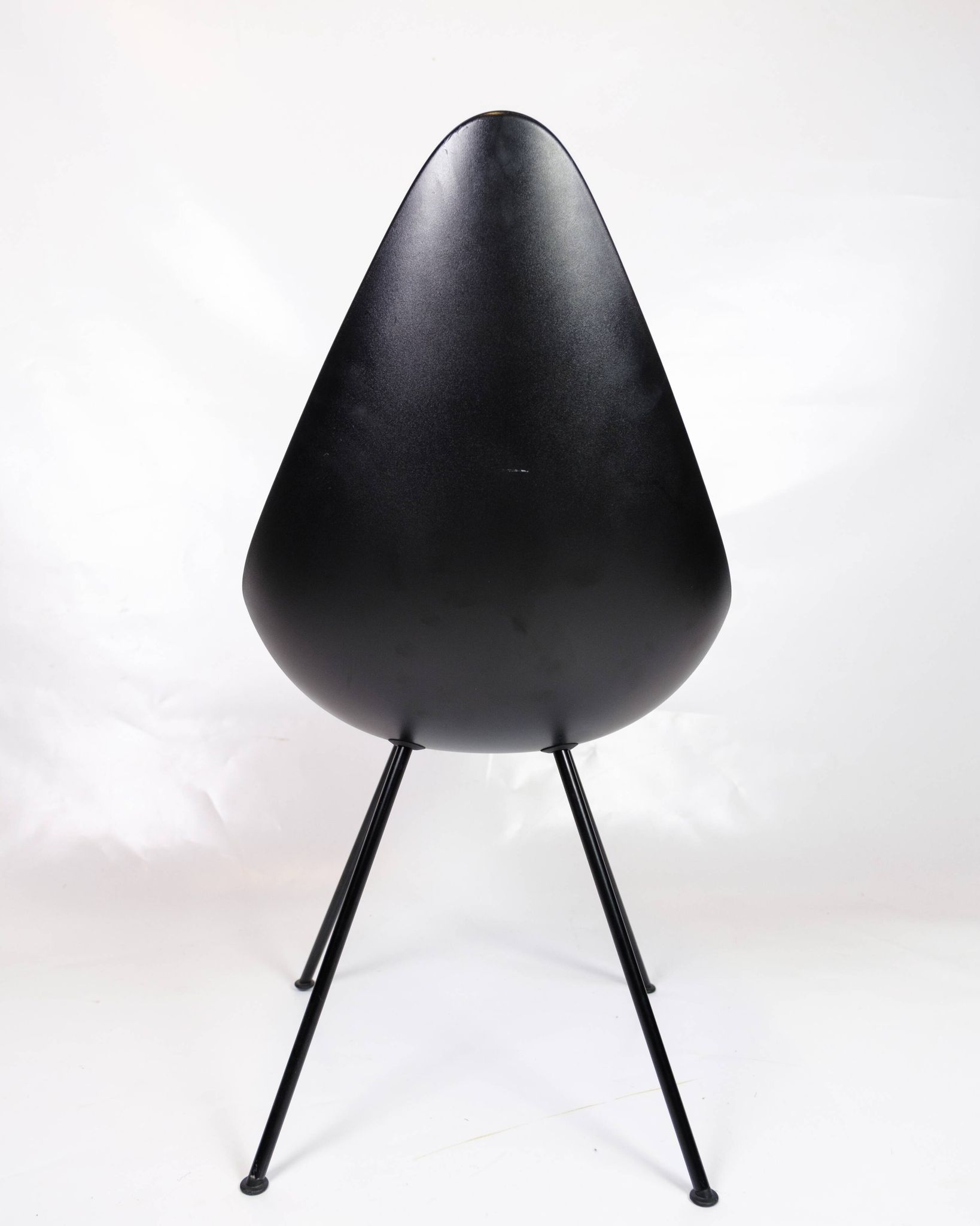 Set Of Four Dining Chairs Model 3110 Made In Black By Arne Jacobsen For Fritz Hansen From 2016s