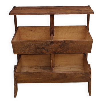Kitchen unit with compartments, vegetable rack