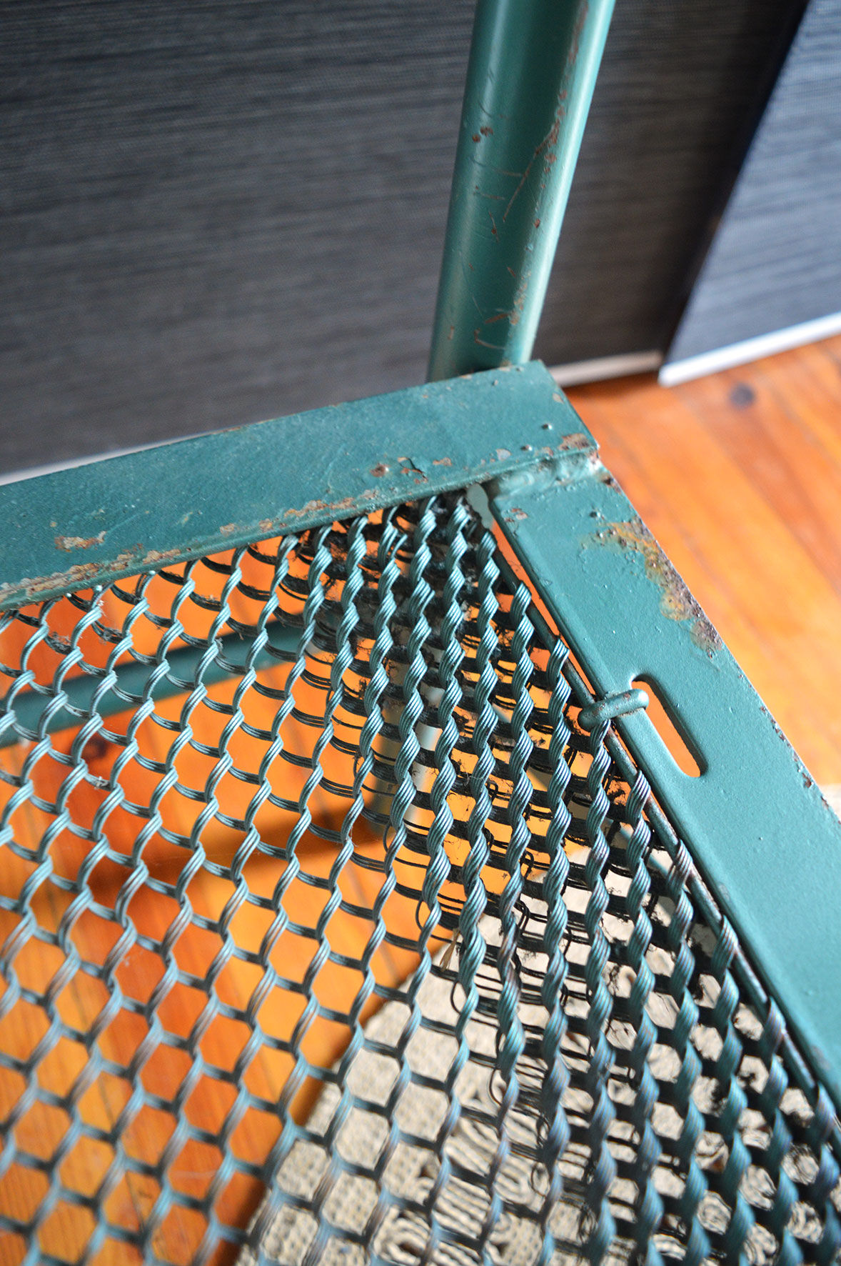 Foldable metal extra bed