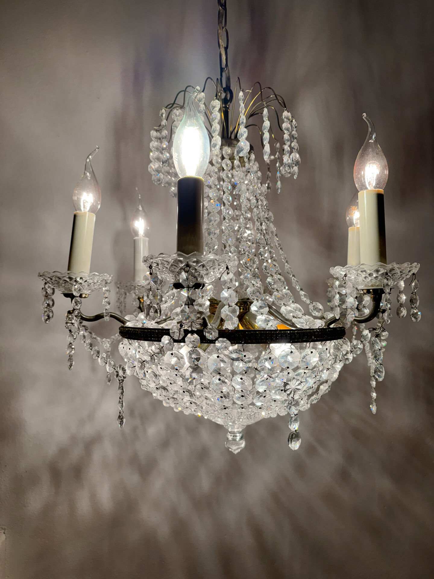 Crystal balloon chandelier from the 1960s.