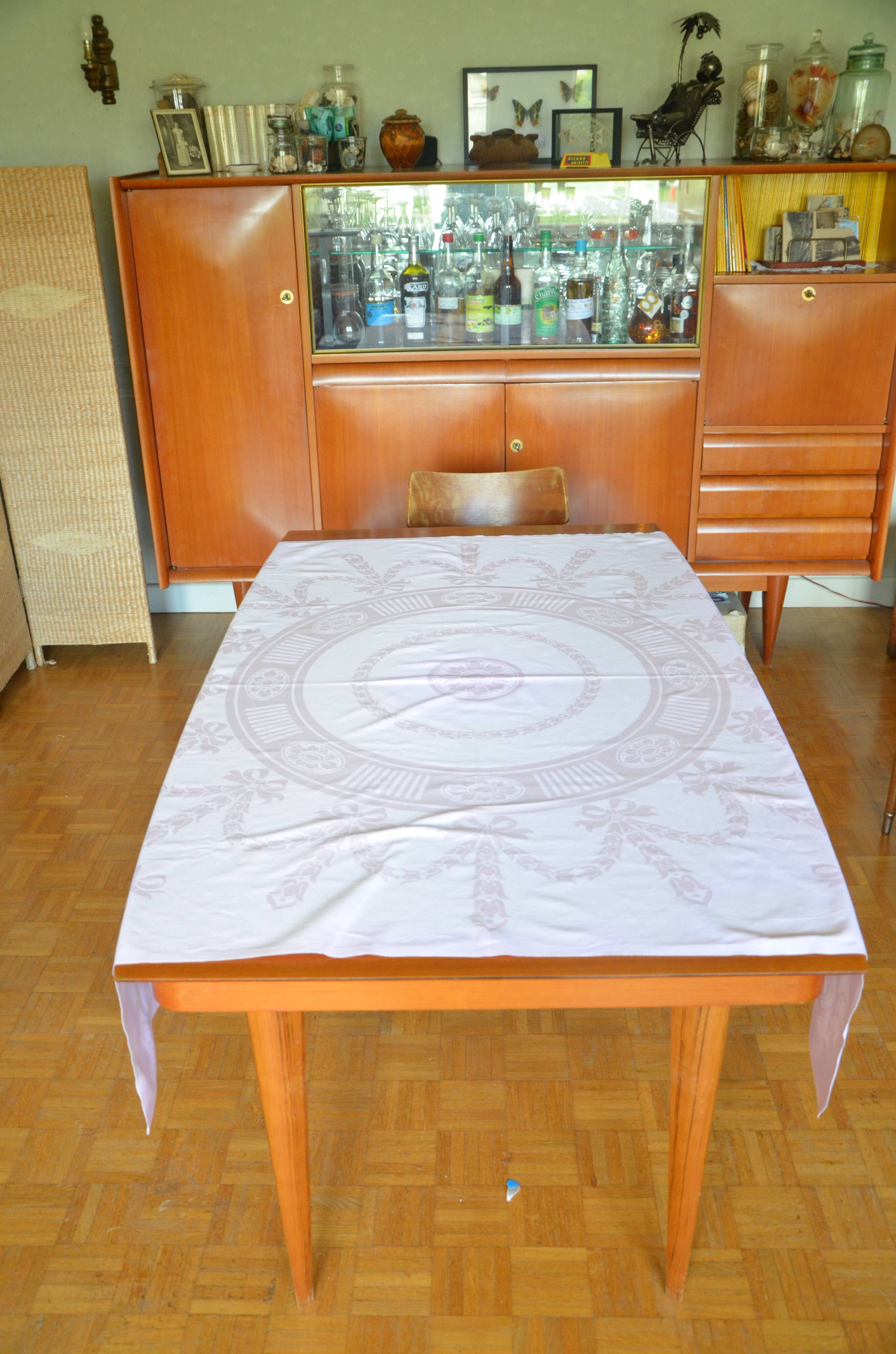 Powder pink cotton tablecloth