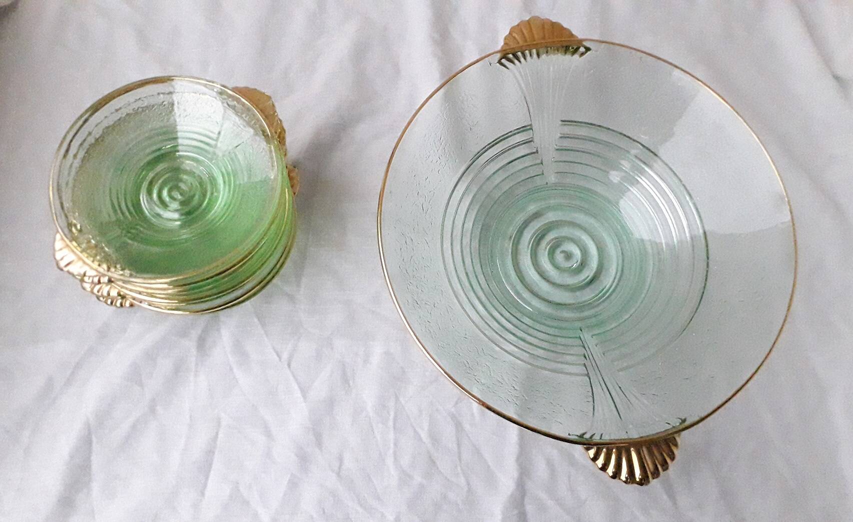 Glass dessert service