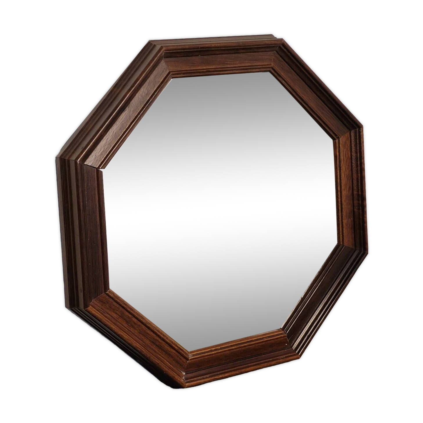 Octagonal mirror