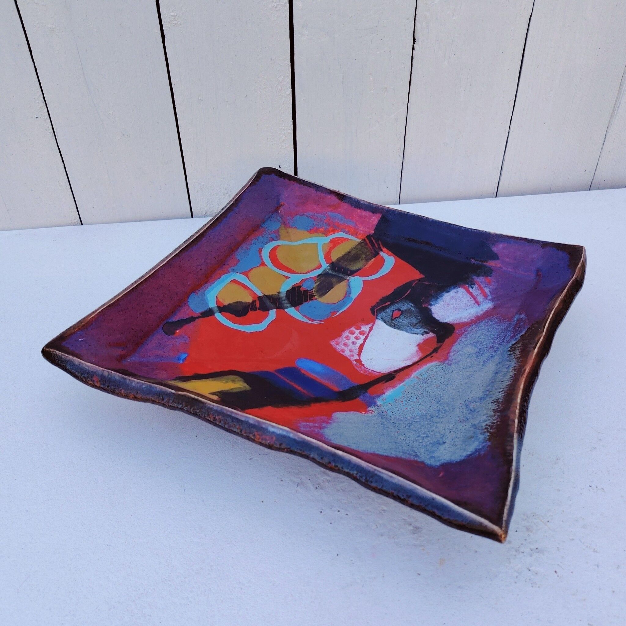 Ceramic catchall by Eduardo Constantino