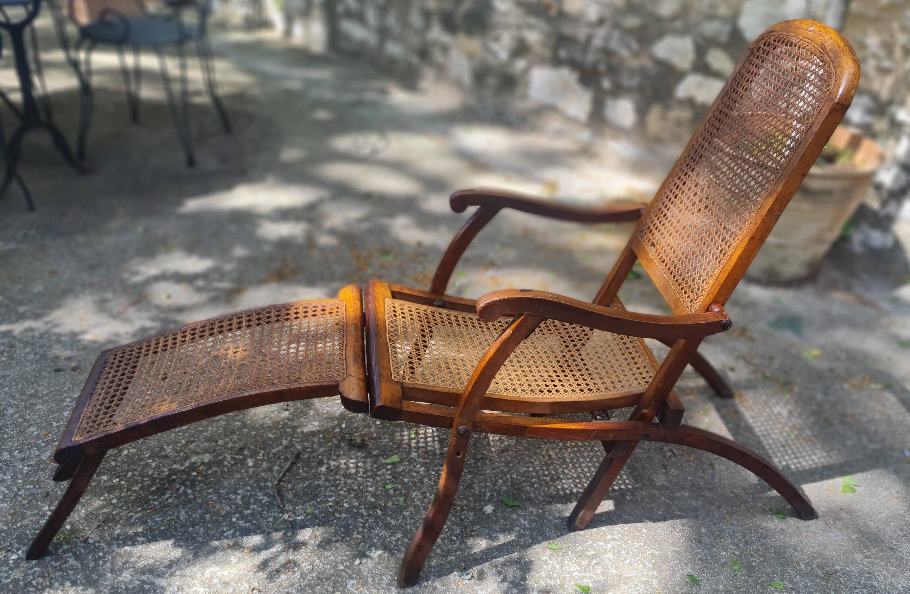 Boat deck lounge chair
