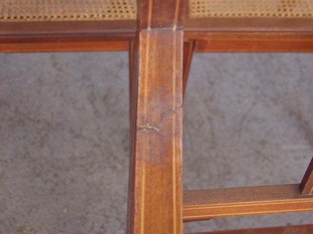 Set of 8 chairs and two fautuils of English style mahogany and mahogany veneer