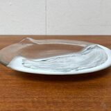 Vintage plate or bowl in German glass by Hans Jürgen Richartz for the Richartz art collection, Mathildenhütte, Solingen, Germany.