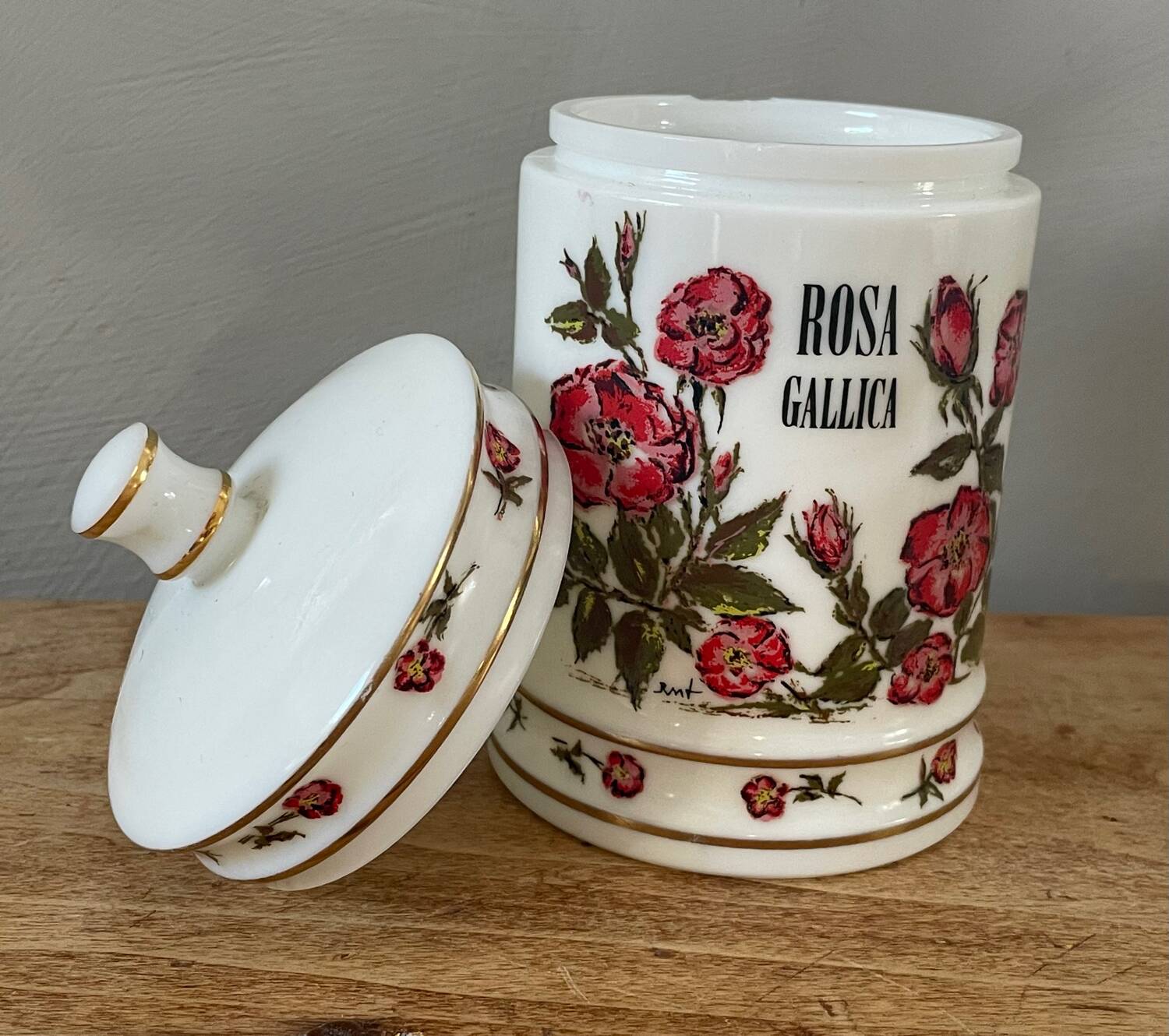 Opaline medicine jar