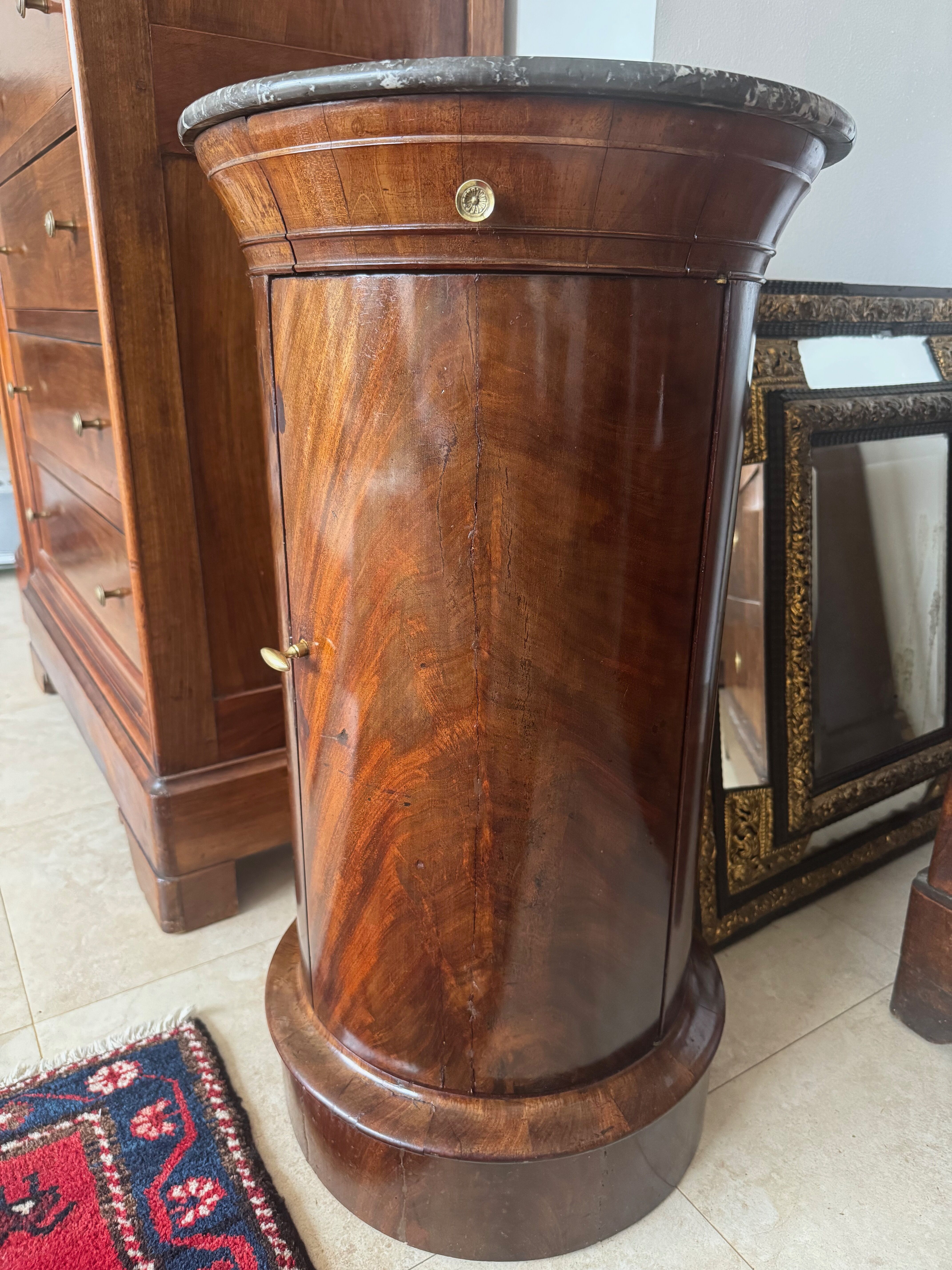 Rare Somno with drawer, Empire period Cuban mahogany and superb grooved marble.