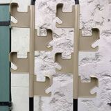 Porte-manteau beige et noir Manade de Jean-Pierre Vitrac