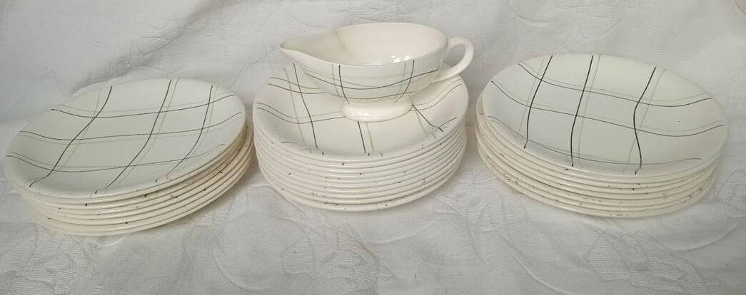 Vintage Salins service – Sortilège model – 1960s–70s –