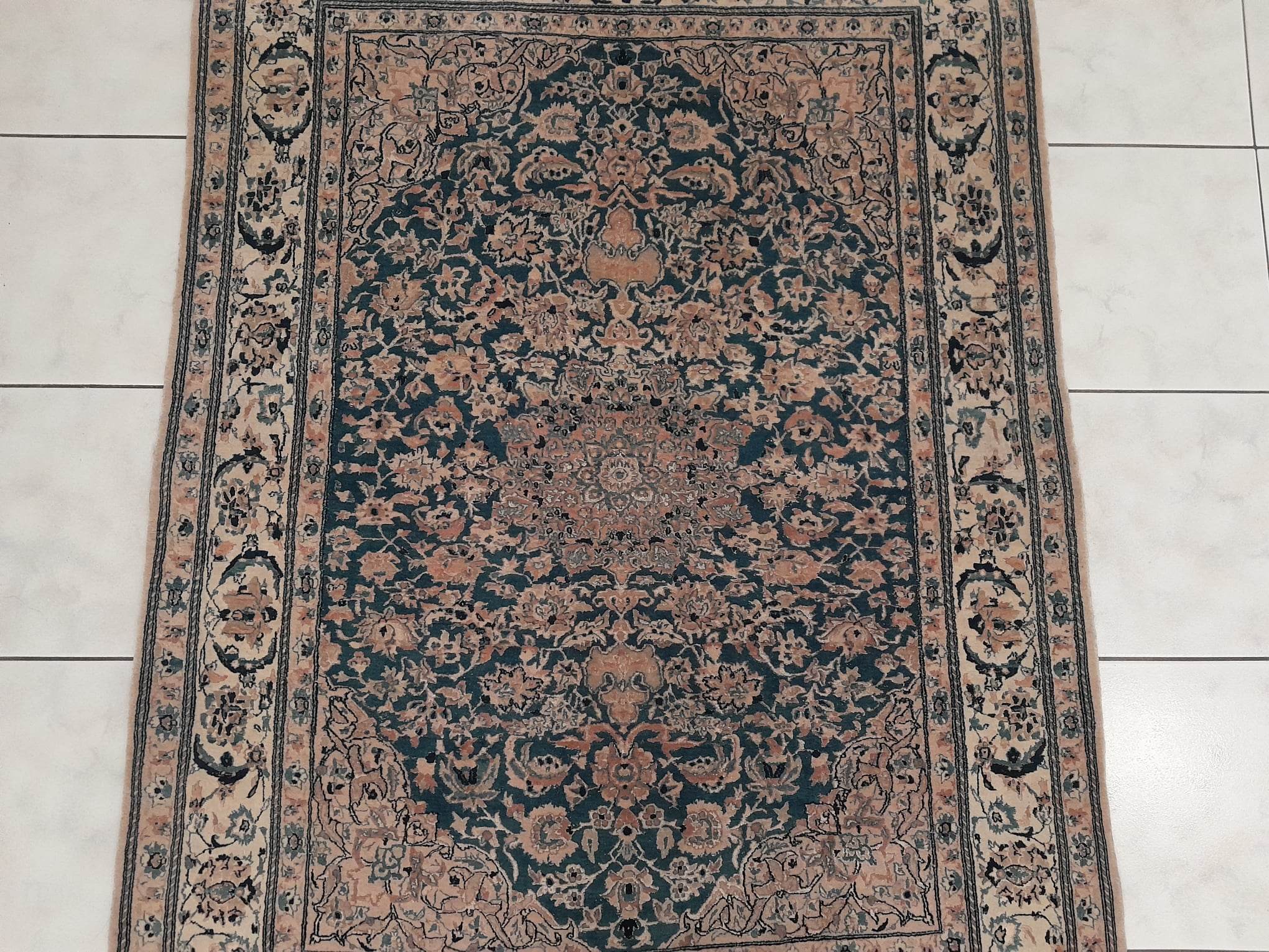 Handmade Pakistani Nain rug 166x116cm